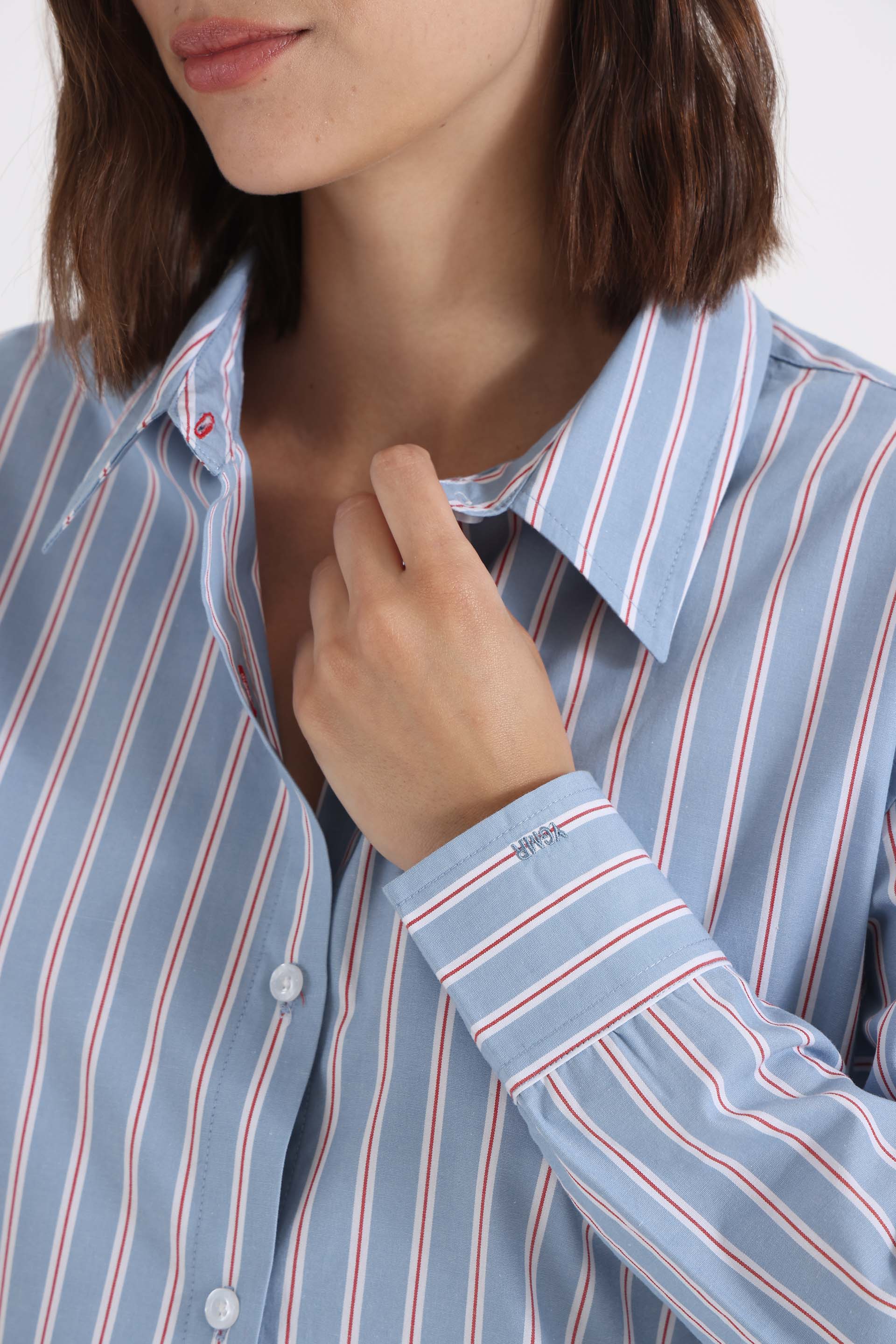 CAMISA-POPLIN-RAYADA-ADELE-CELESTE-0100724145