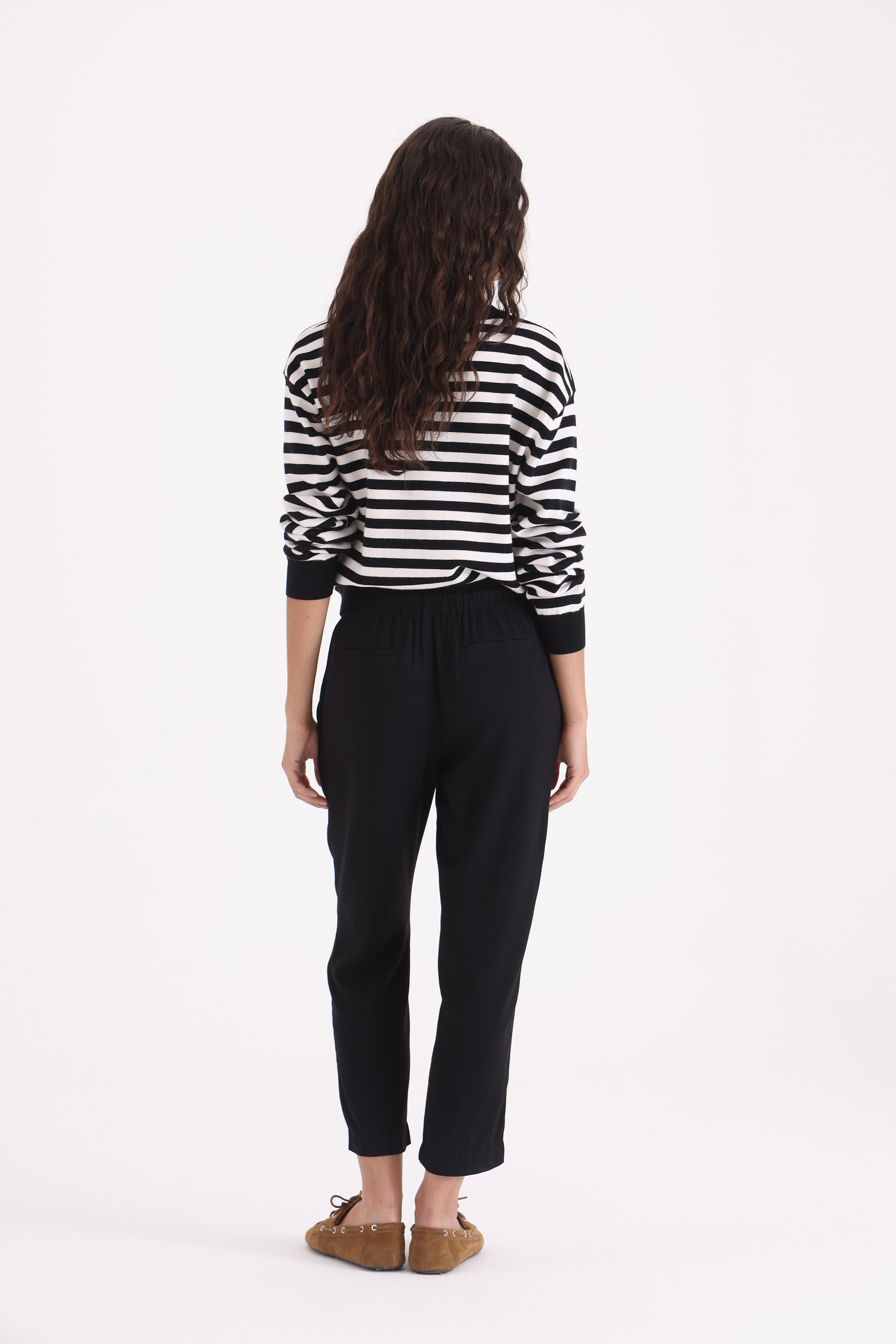 PANTALON NEGRO
