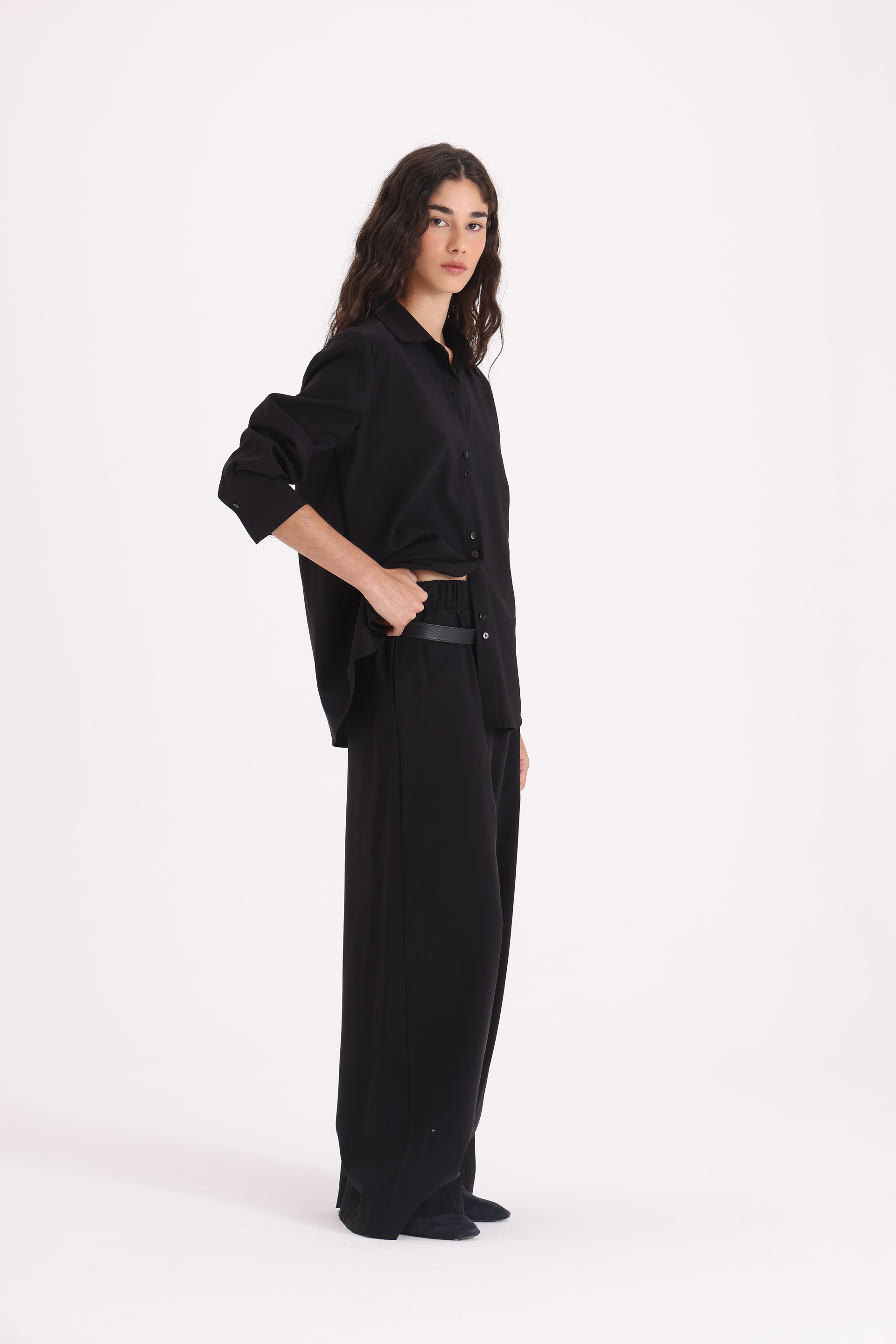 JOGGER-WIDE-LEG-FLUIDO-NEGRO-0300344102