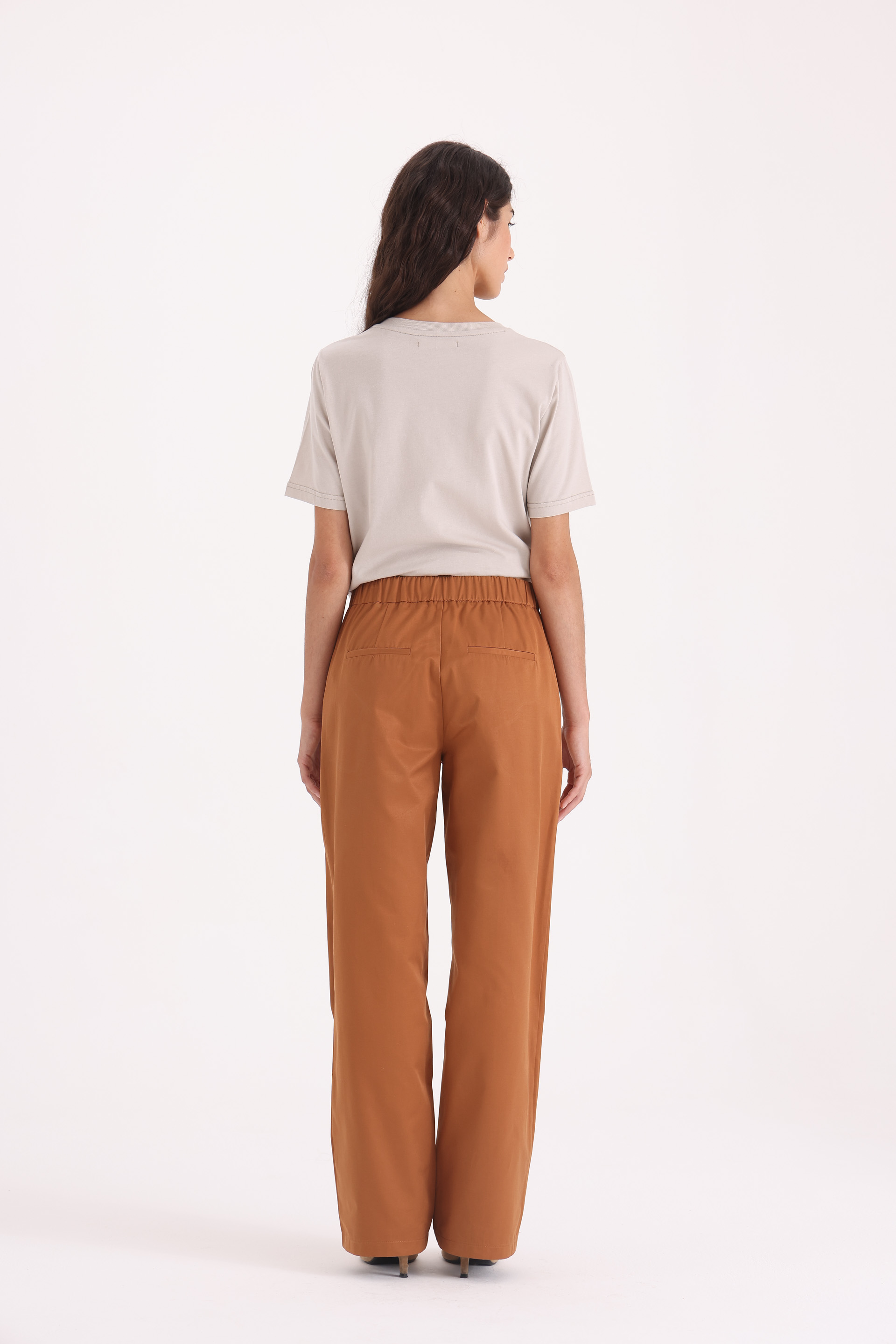 PANTALON-SASTRERO-HELENA--CAMEL-06001491CM