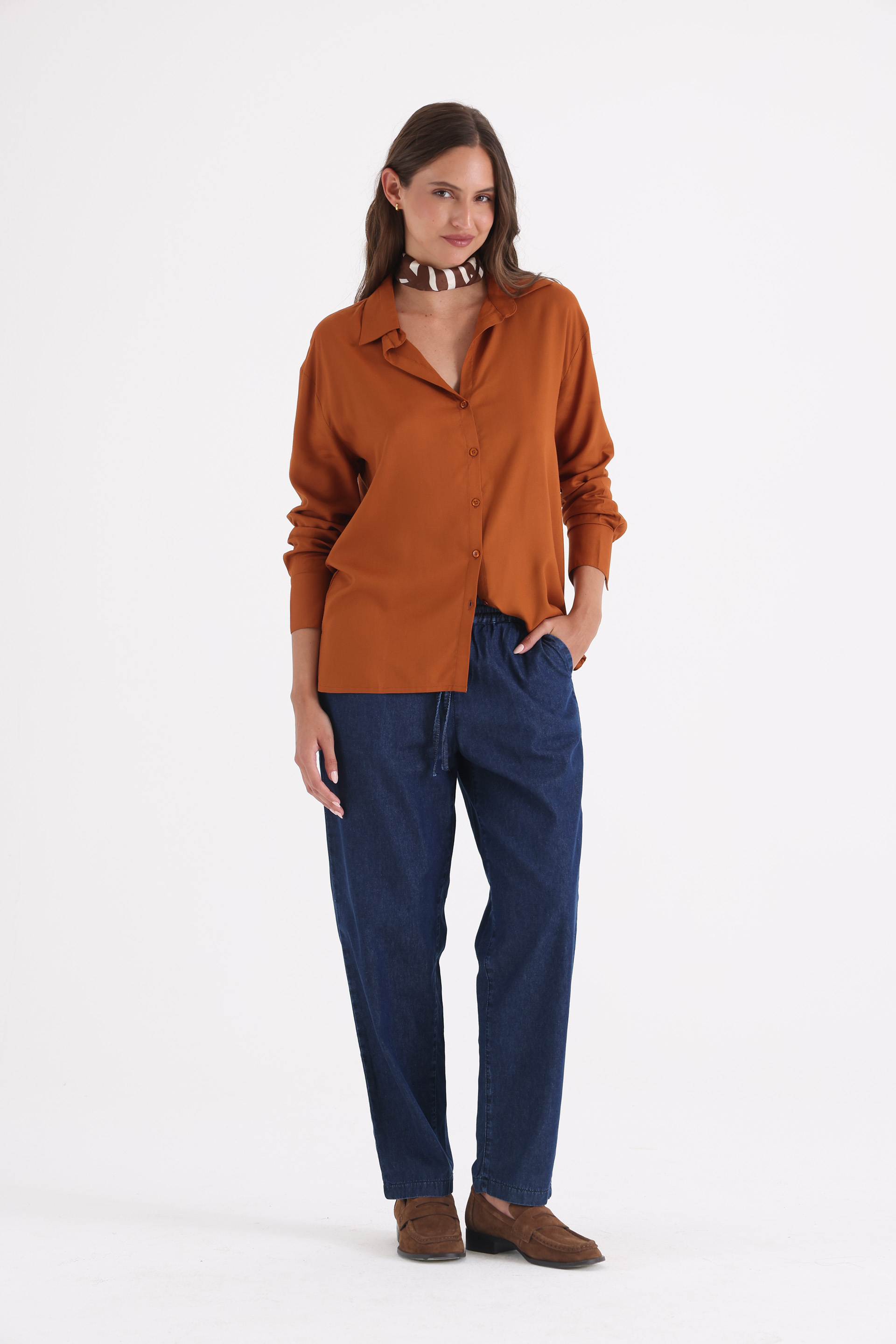 camisa-vanesa-fluida-lyocell-caramelo-0100726143