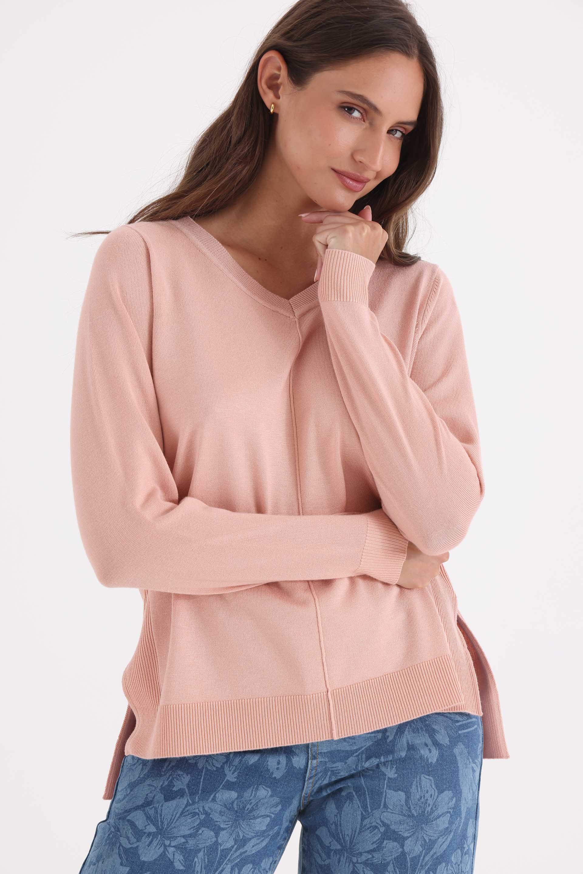 SWEATER-LYNN-ESCOTE-EN-V-ROSA CLARO-0800373151
