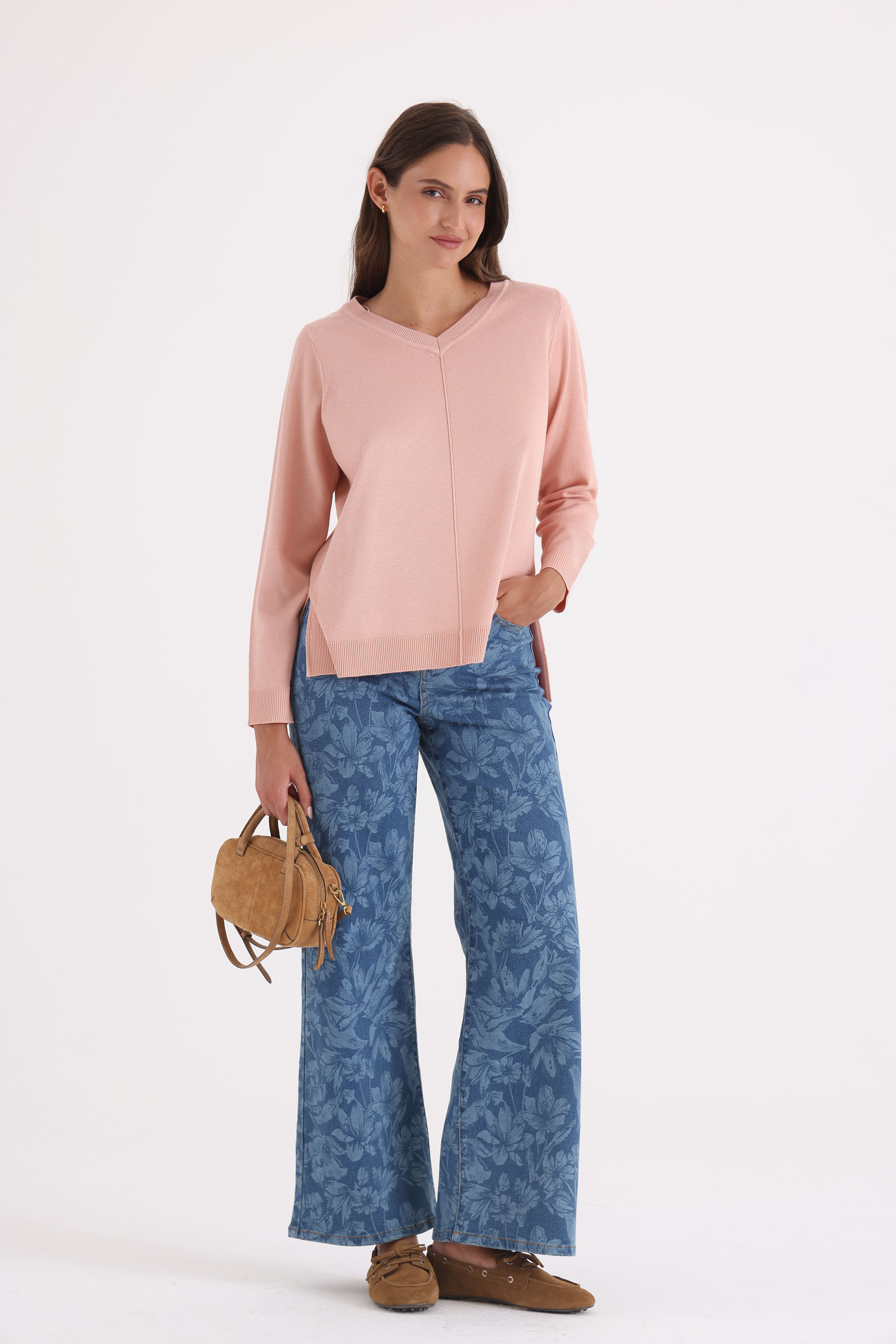 SWEATER-LYNN-ESCOTE-EN-V-ROSA CLARO-0800373151