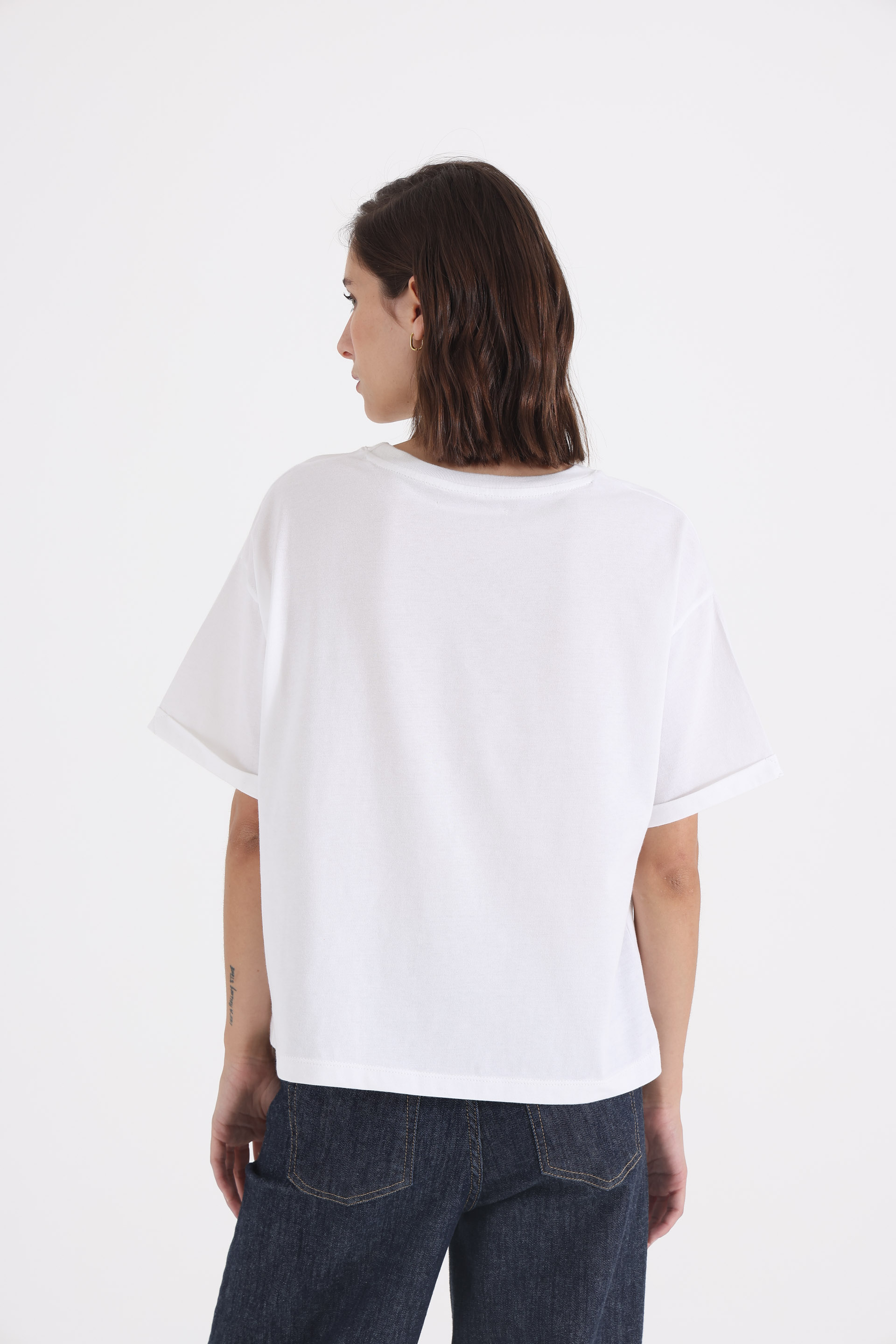 REMERA-ALGODÓN-MANGA-CORTA-PARIS-BLANCO-2401463101