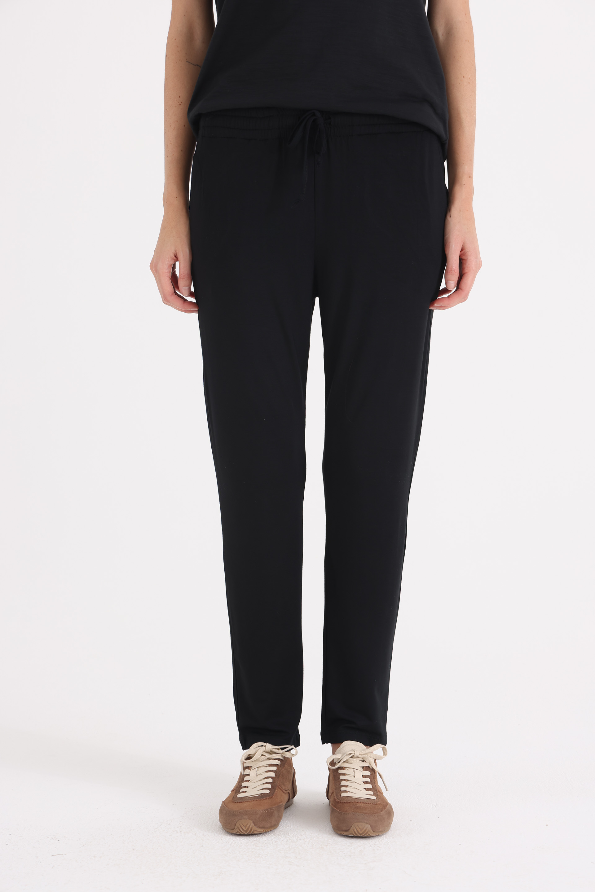 PANTALON NEGRO