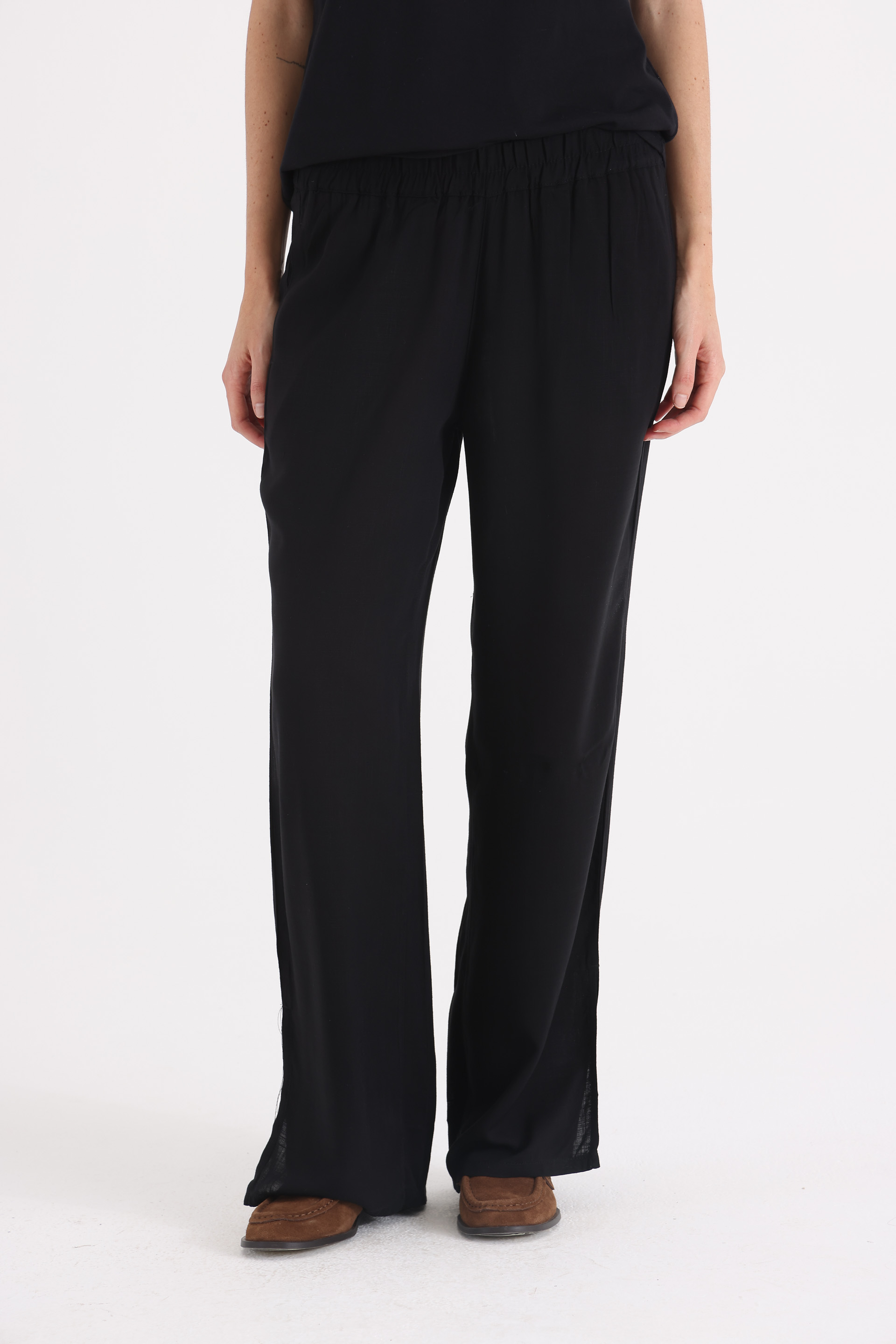 PANTALÓN PIA  NEGRO