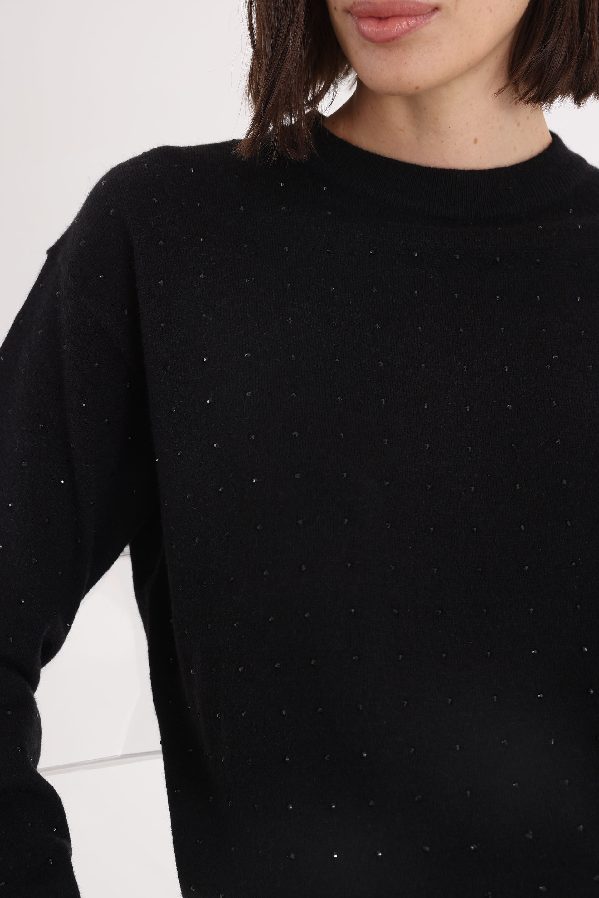 SWEATER-TEJIDO-CUELLO-REDONDO-NOELIA-NEGRO-0800379102