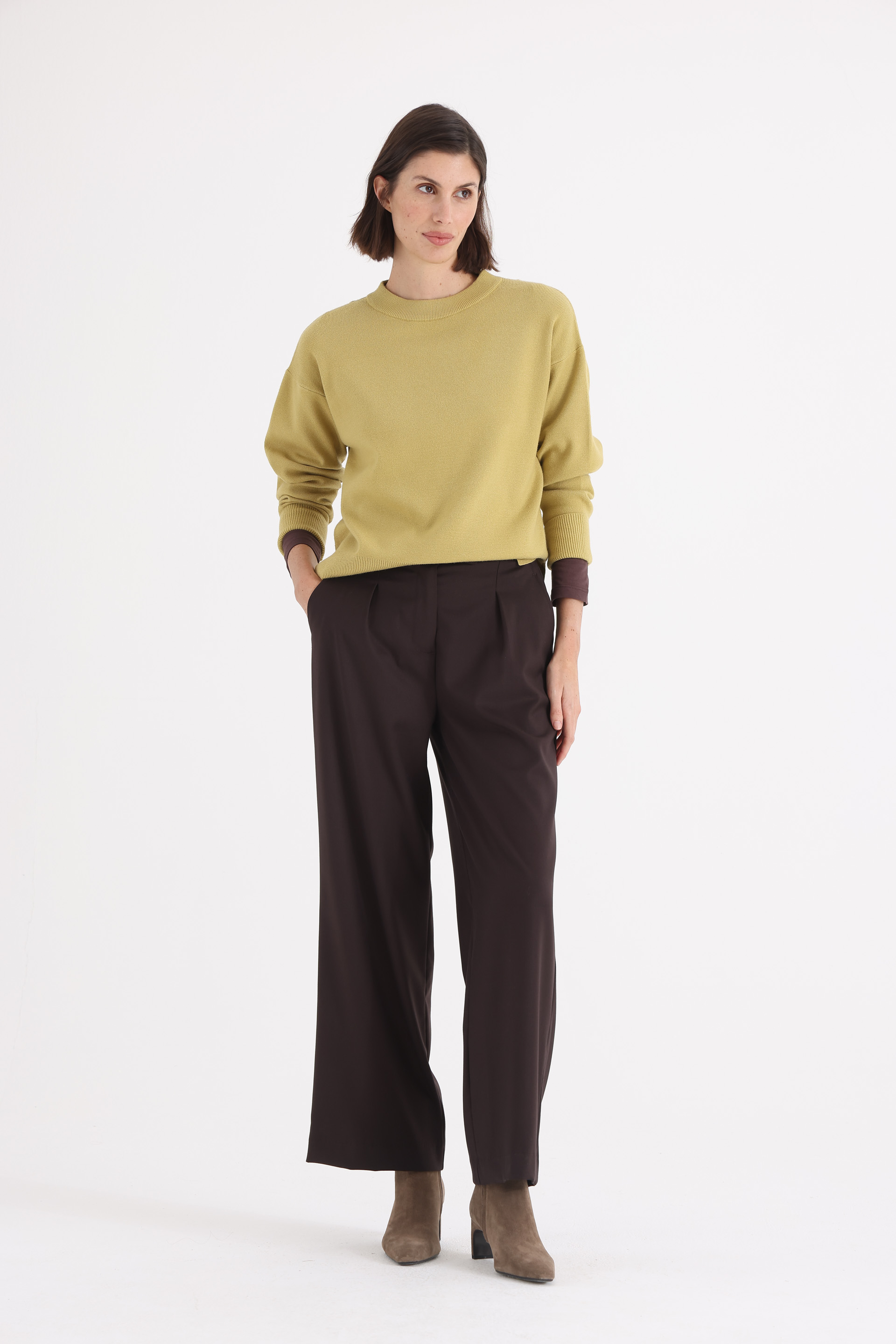 SWEATER-TEJIDO-CUELLO-REDONDO-PIA-VERDE OLIVA-0800385159