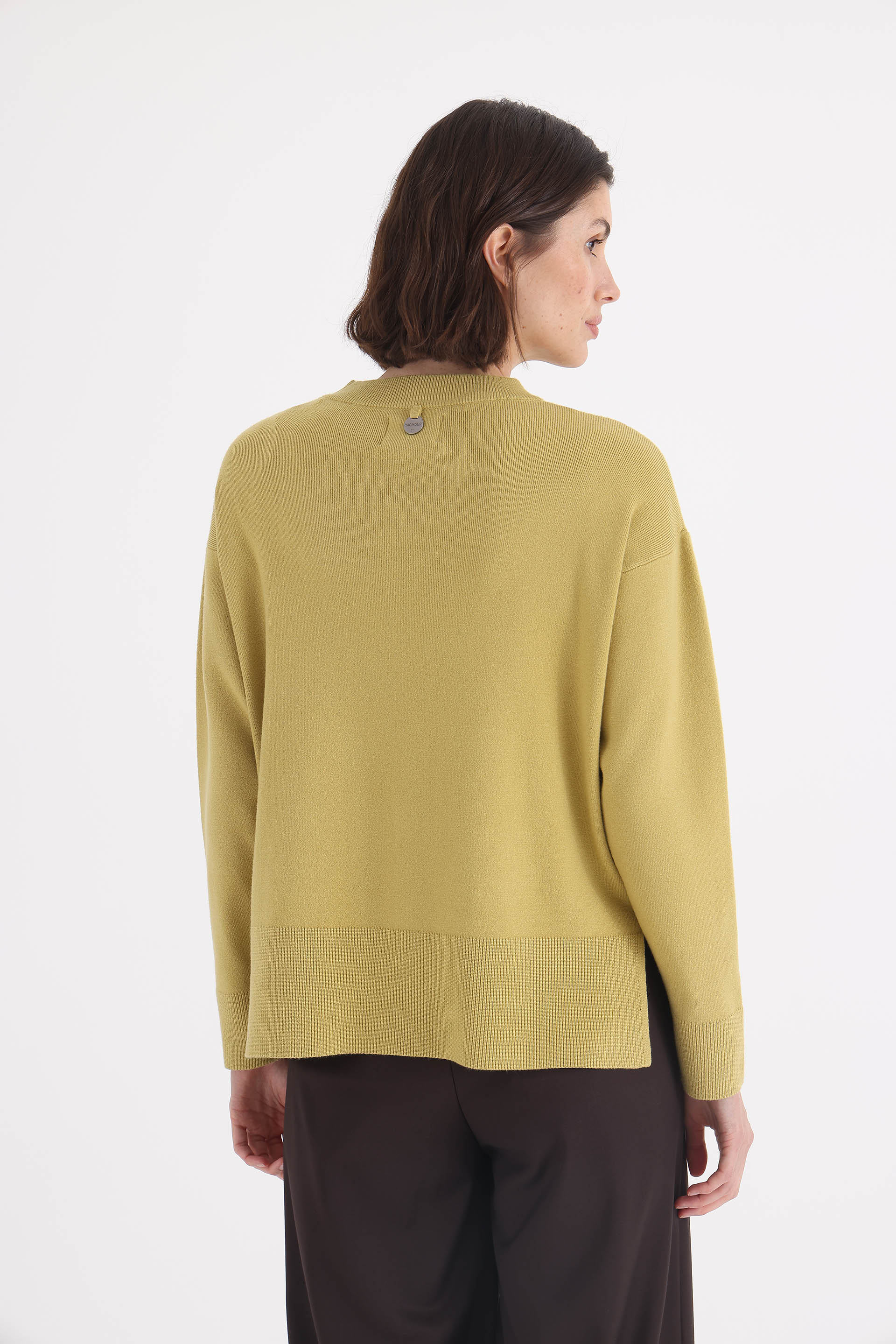 SWEATER-TEJIDO-CUELLO-REDONDO-PIA-VERDE OLIVA-0800385159