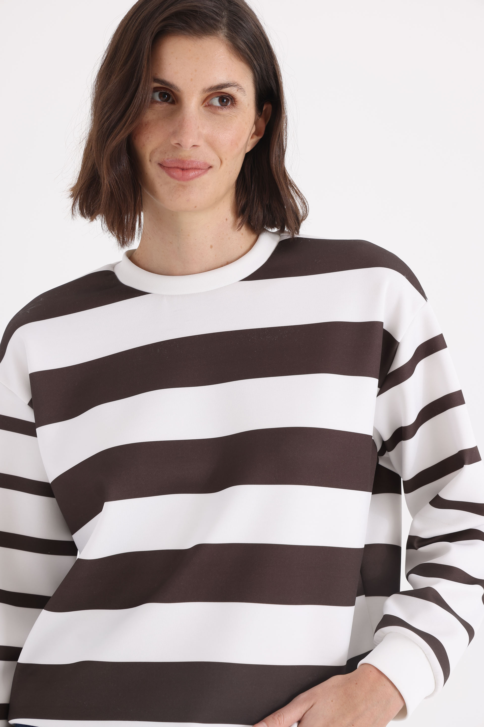 BUZO-RAYADO-PUNTO-ROMA-CARMIN-MARRON-1000042110