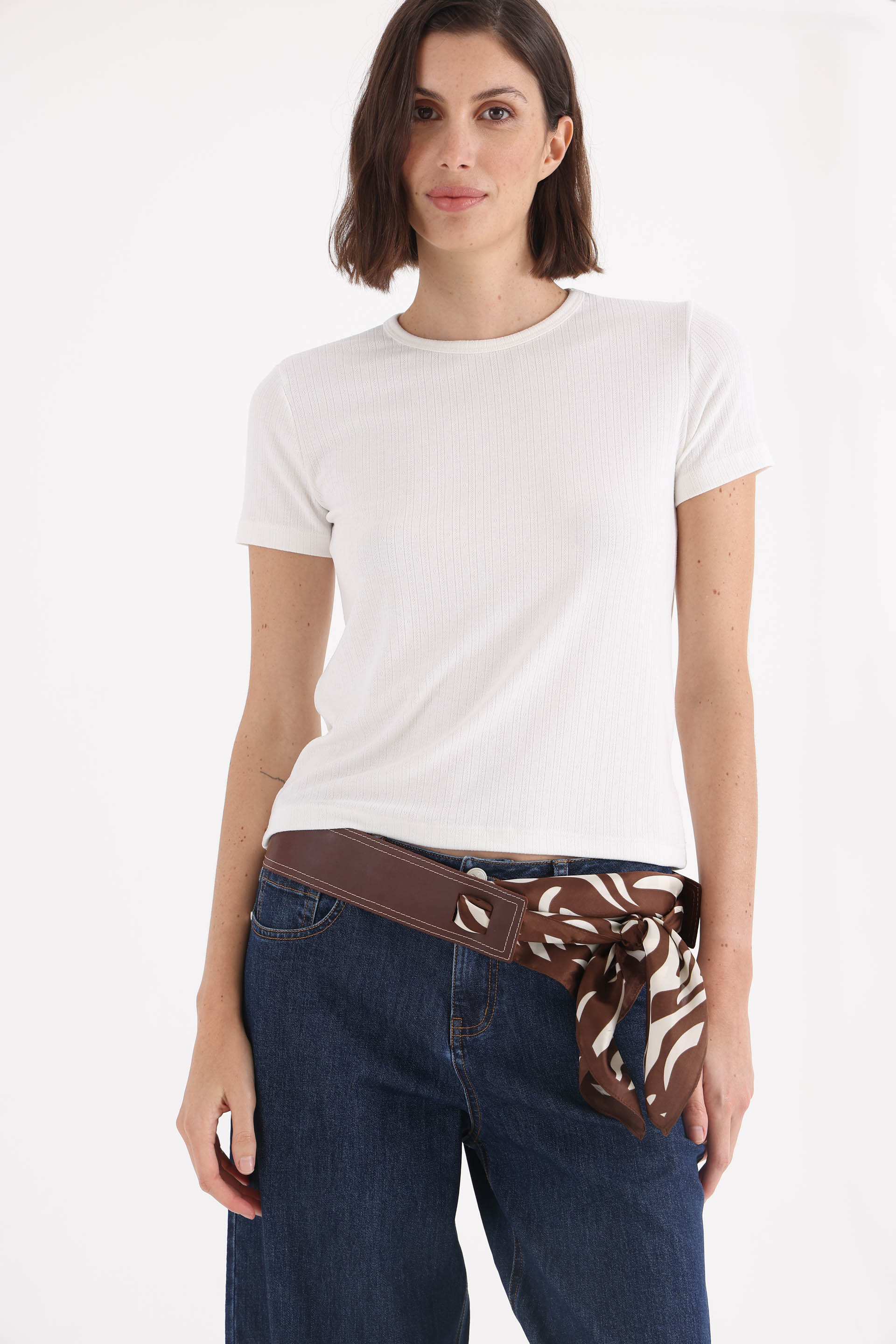 REMERA-MC-FREYA-DESAGUJADA-BLANCO-2401515101