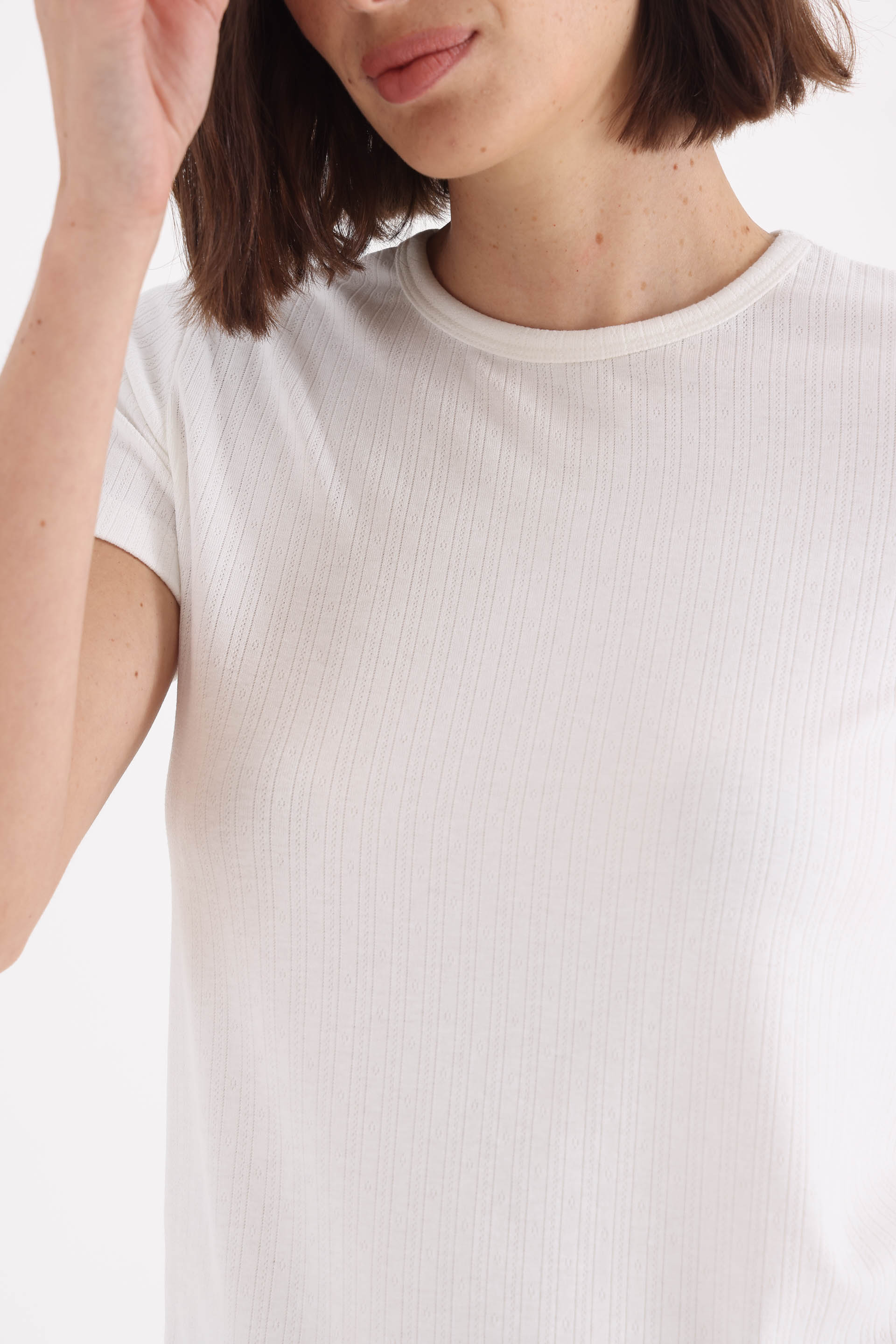 REMERA-MC-FREYA-DESAGUJADA-BLANCO-2401515101