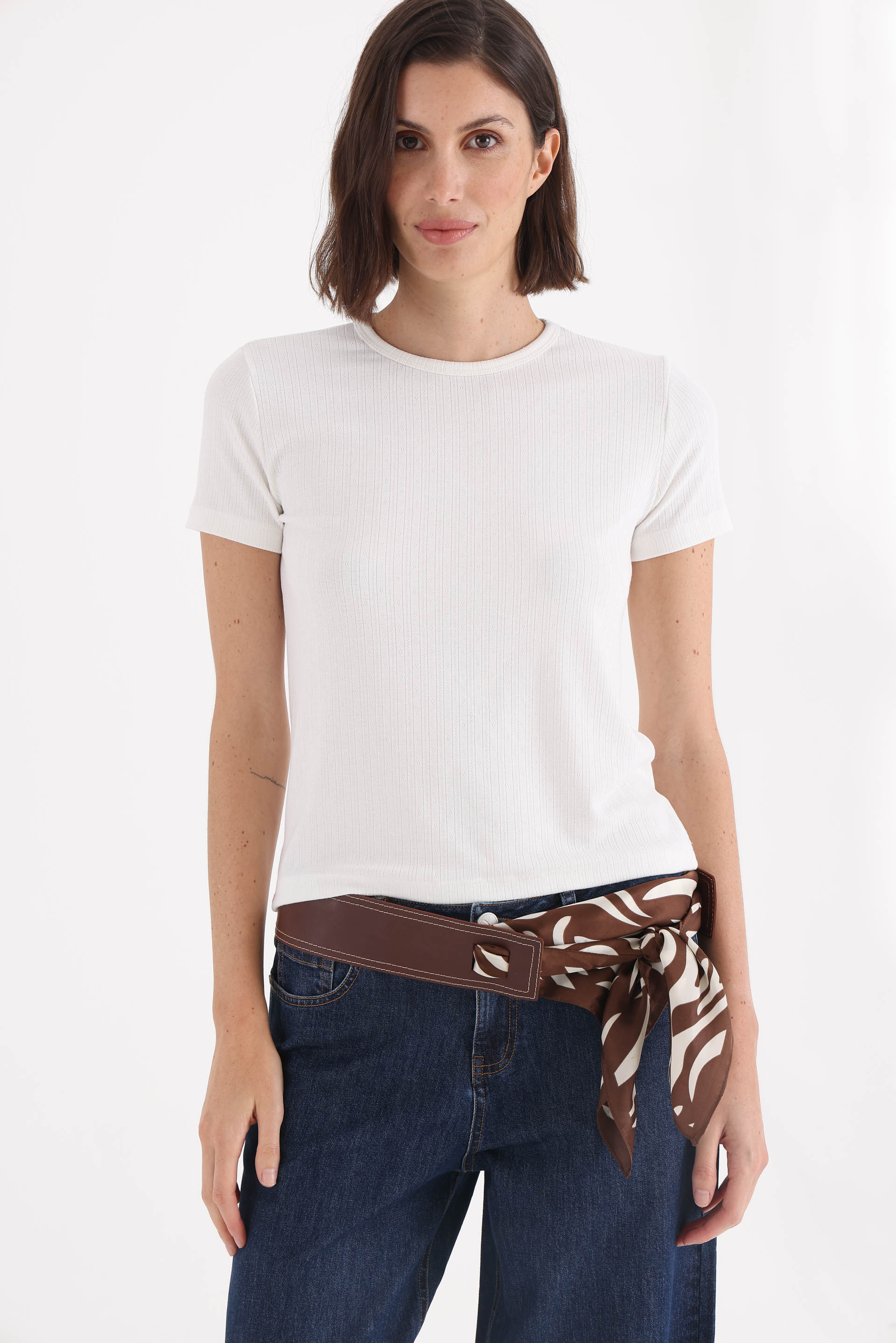 REMERA-MC-FREYA-DESAGUJADA-BLANCO-2401515101