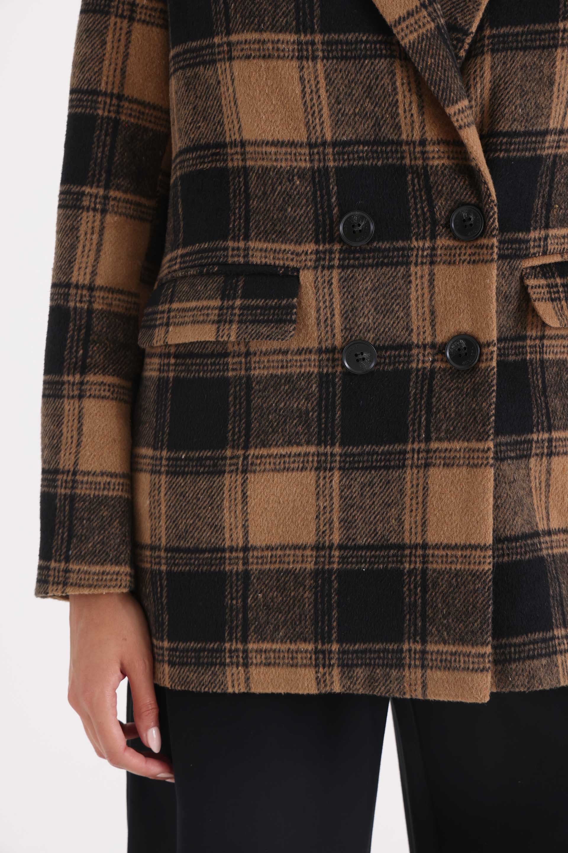 SACO-REGULAR-FIT-PAÑO-MIA-CAMEL-16001601CM