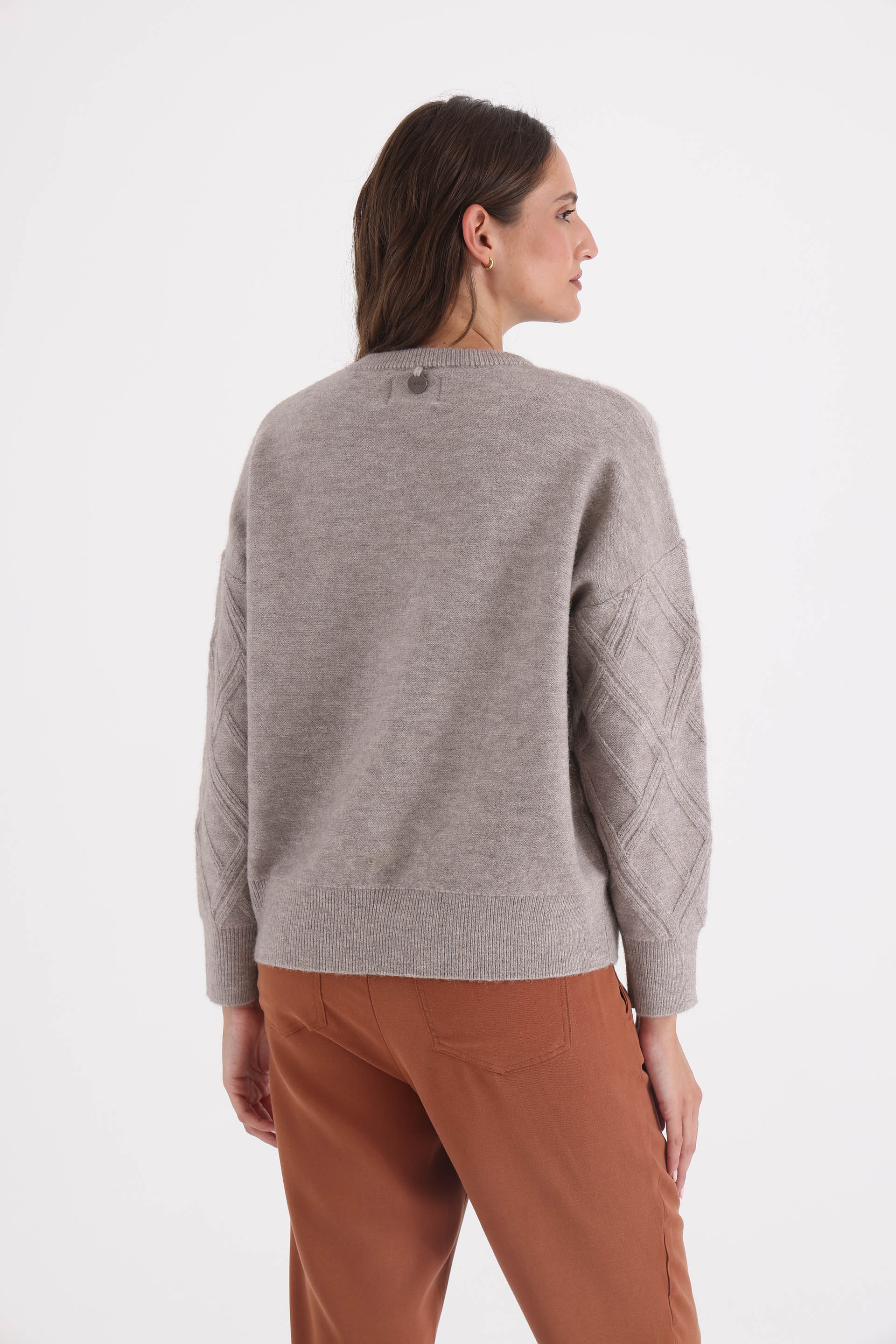 SWEATER-TEJIDO-CUELLO-REDONDO-INES-GRIS-0800378112