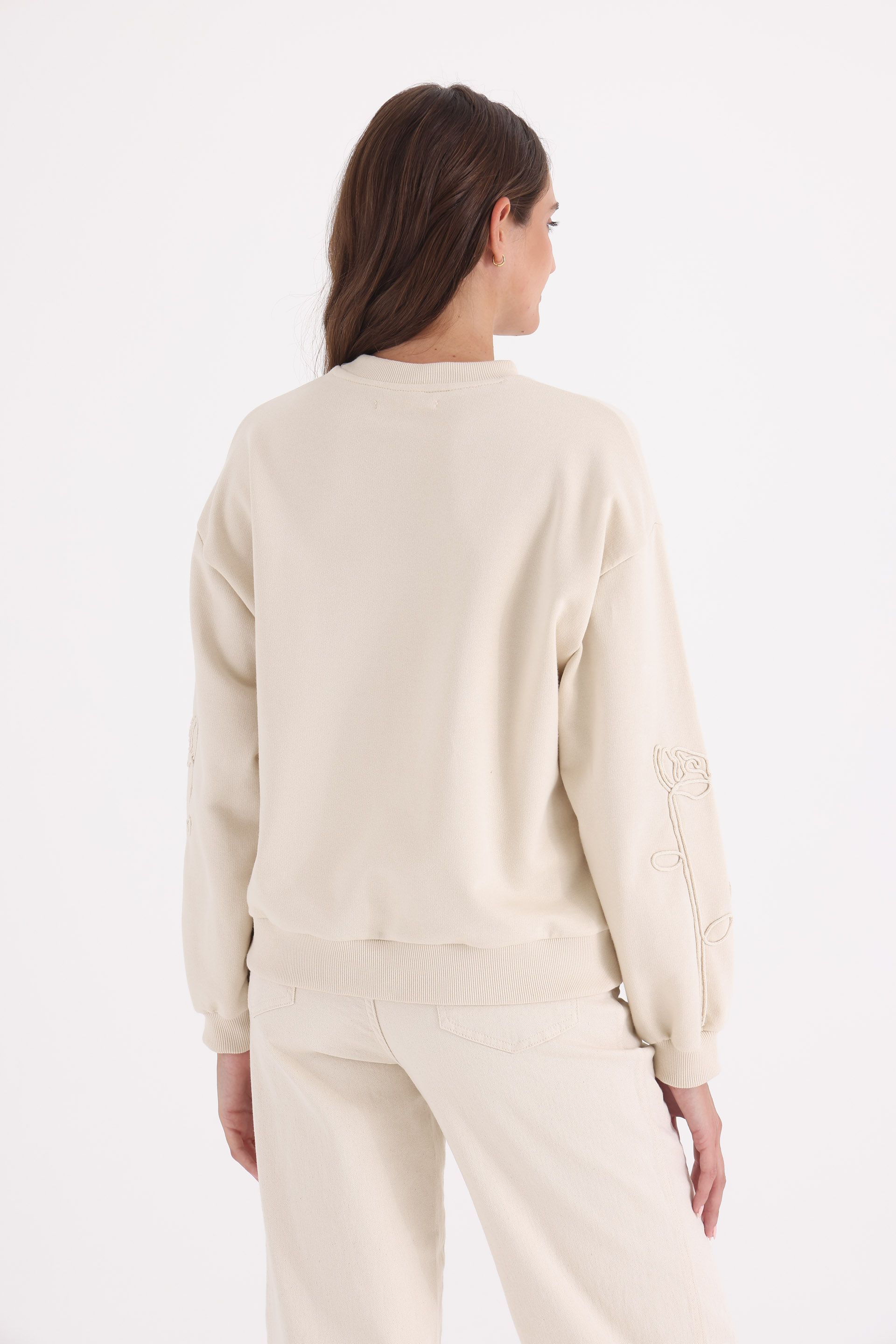 BUZO-BORDADO-MANDARINA-BLANCO-1000047101