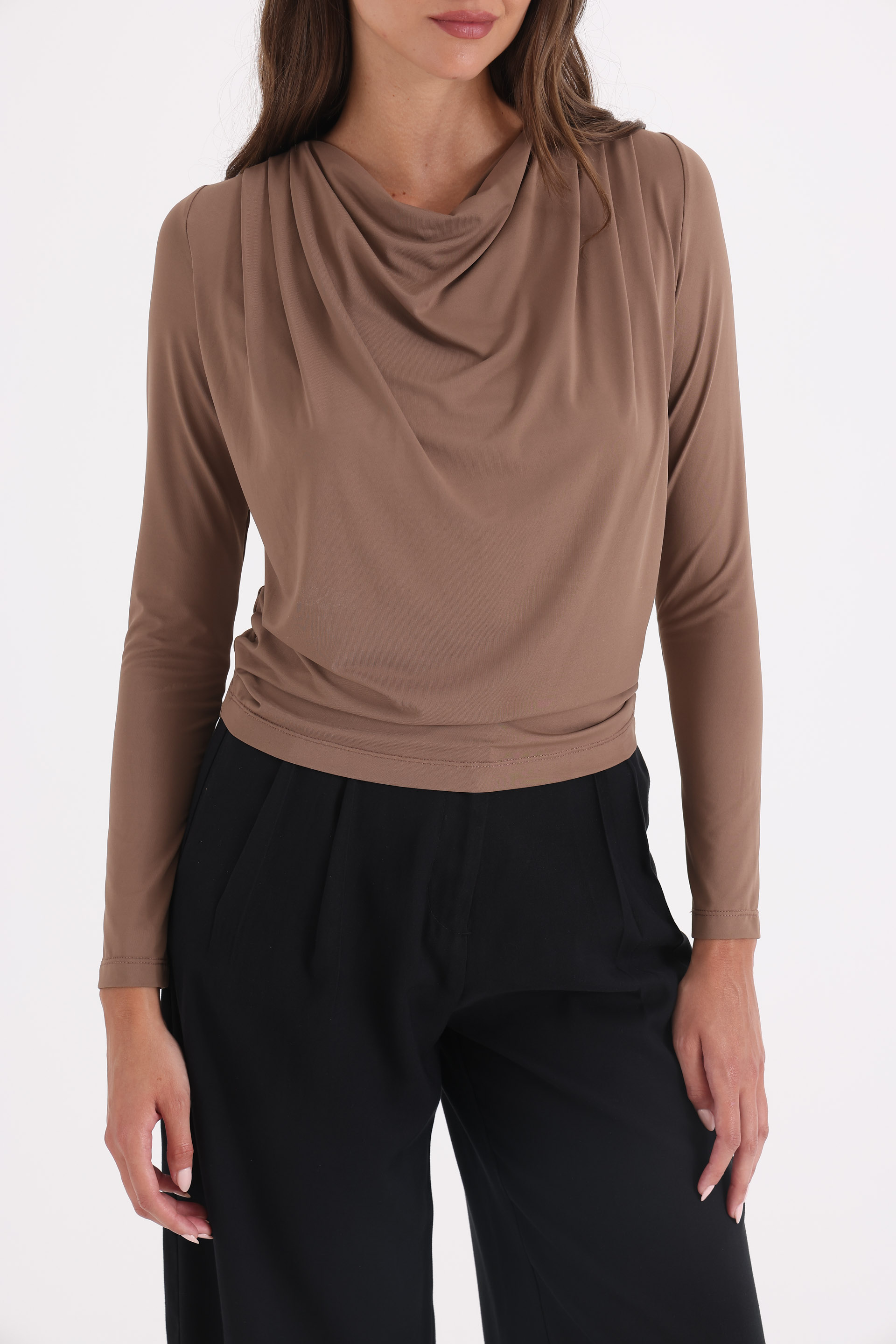 REMERA-MAGA-LARGA-AMARIS-MARRON-2401519110