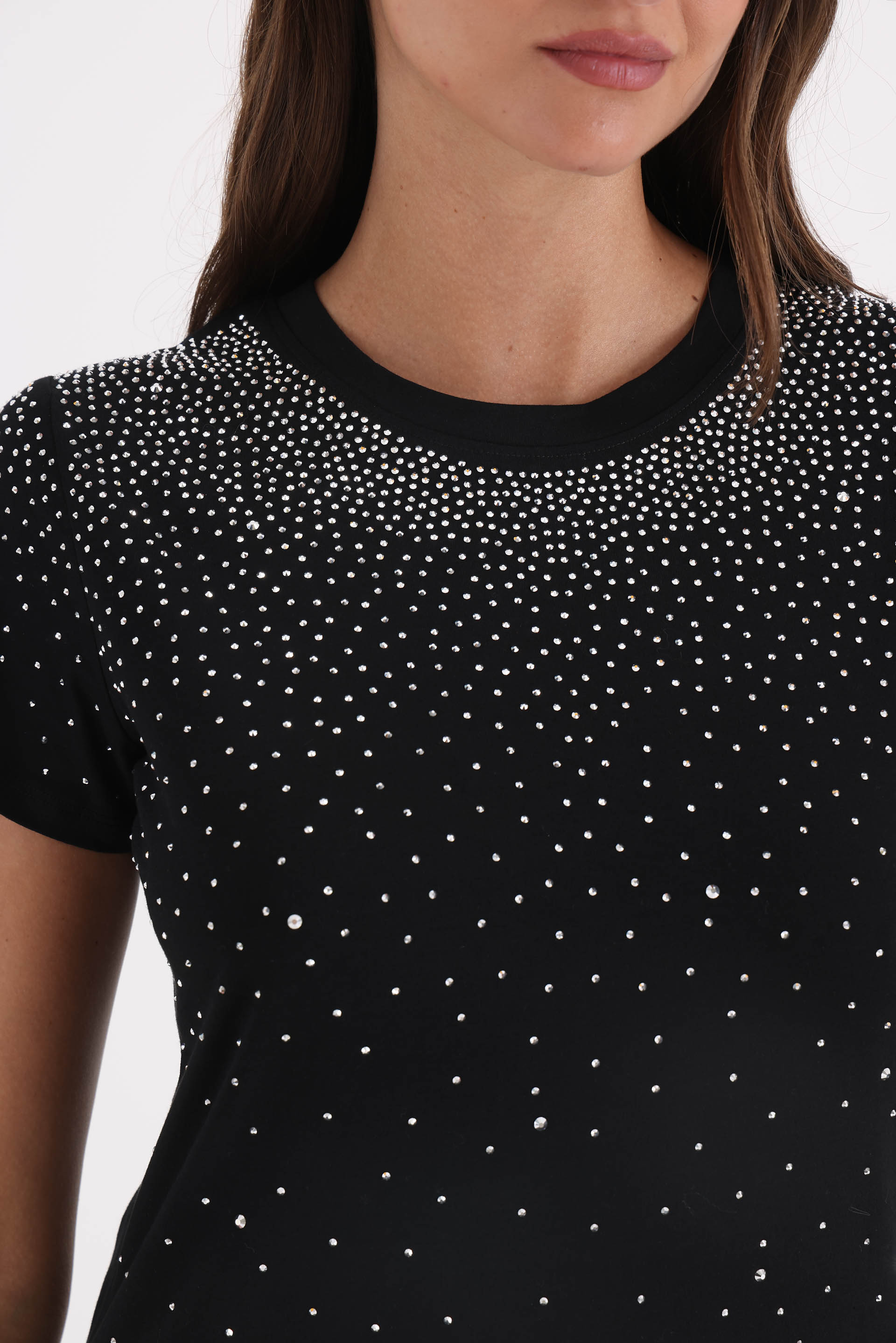 REMERA-MANGA-CORTA-JUNE-NEGRO-2900238102