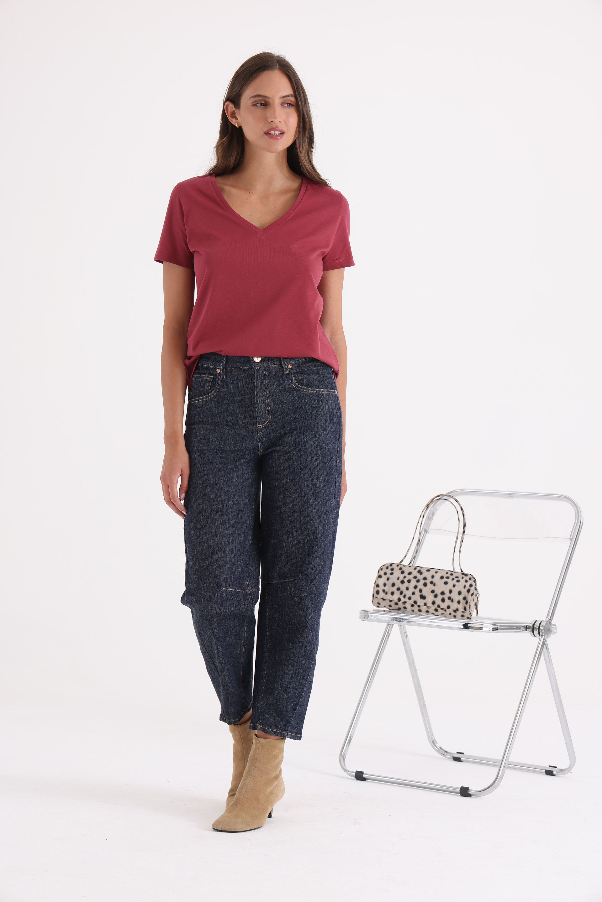 REMERA-MANGA-CORTA-HELENA-ESC-V-BORDO-2401468155