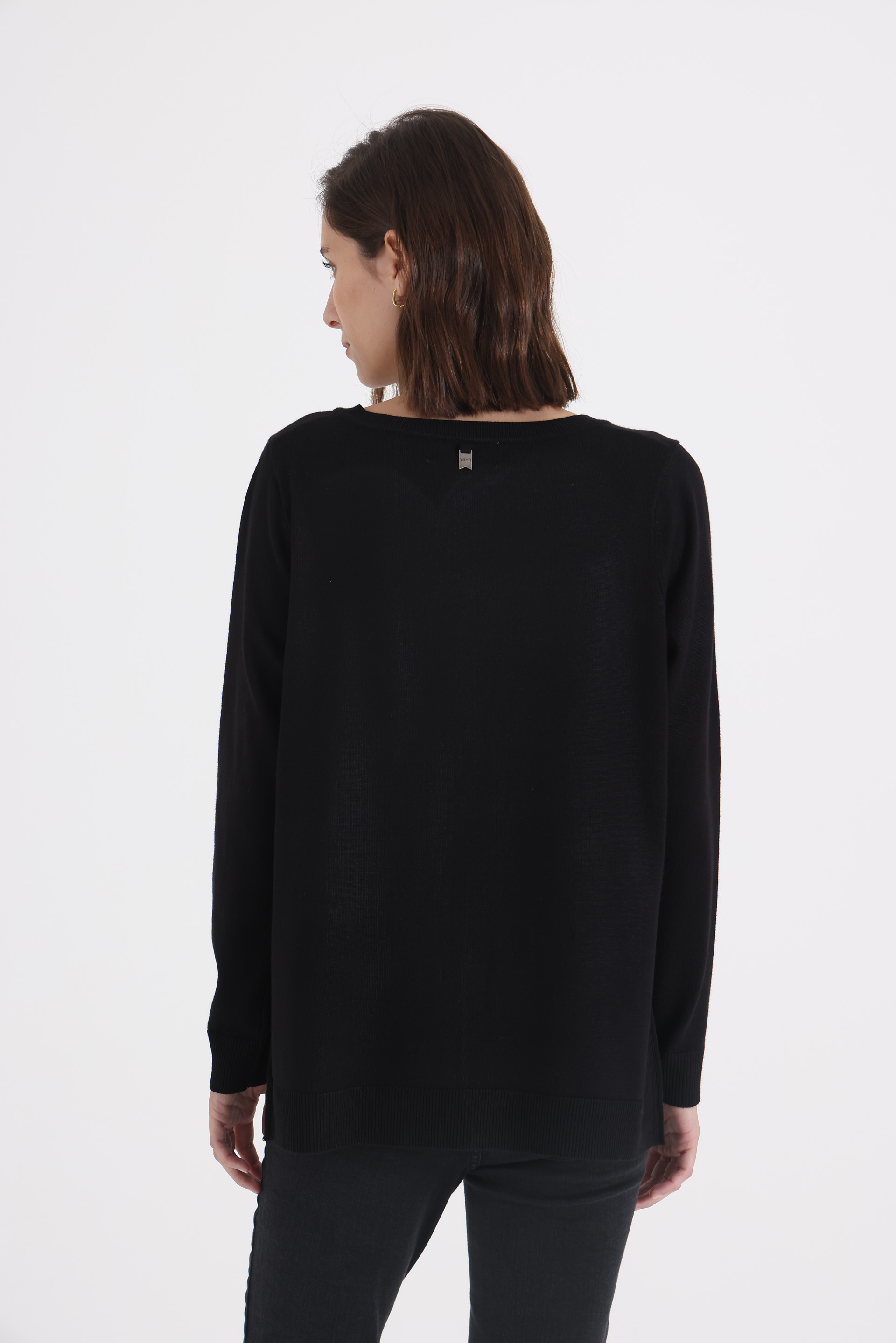 SWEATER PUNTO LYNN ESCOTE V NEGRO