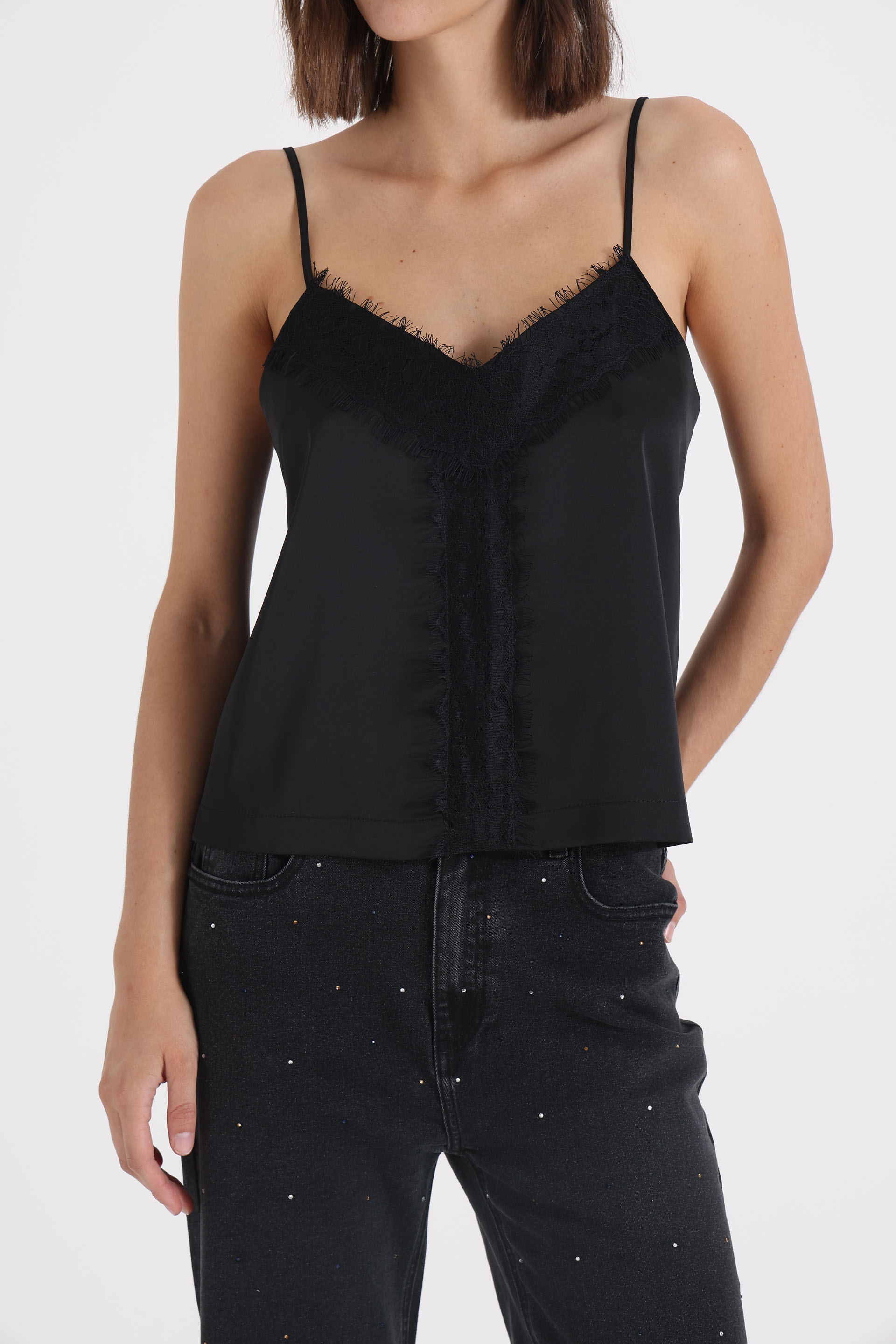 BLUSA-BRETELERA-RACHEL-NEGRO-2900240102