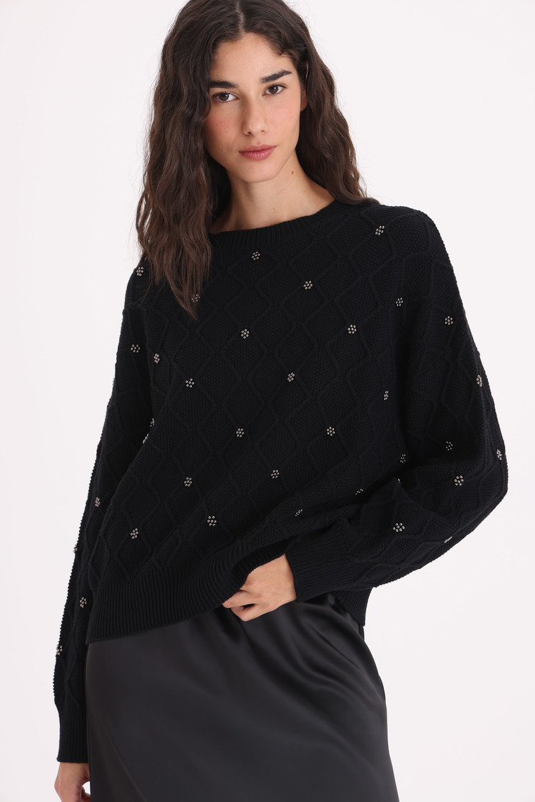 SWEATER-TEJIDO-APLIQUES-MALENA-NEGRO-2900244102