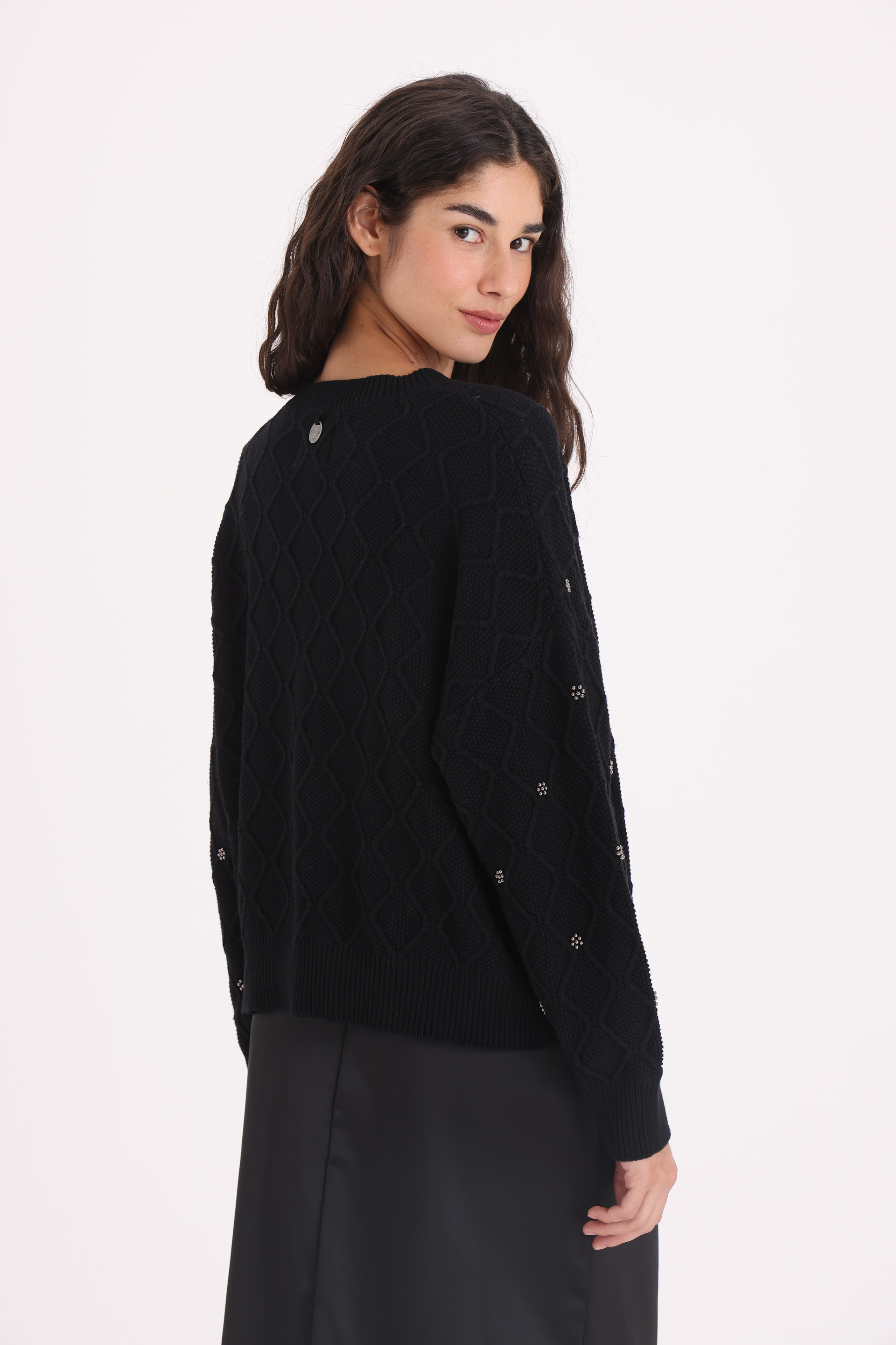 SWEATER-TEJIDO-APLIQUES-MALENA-NEGRO-2900244102