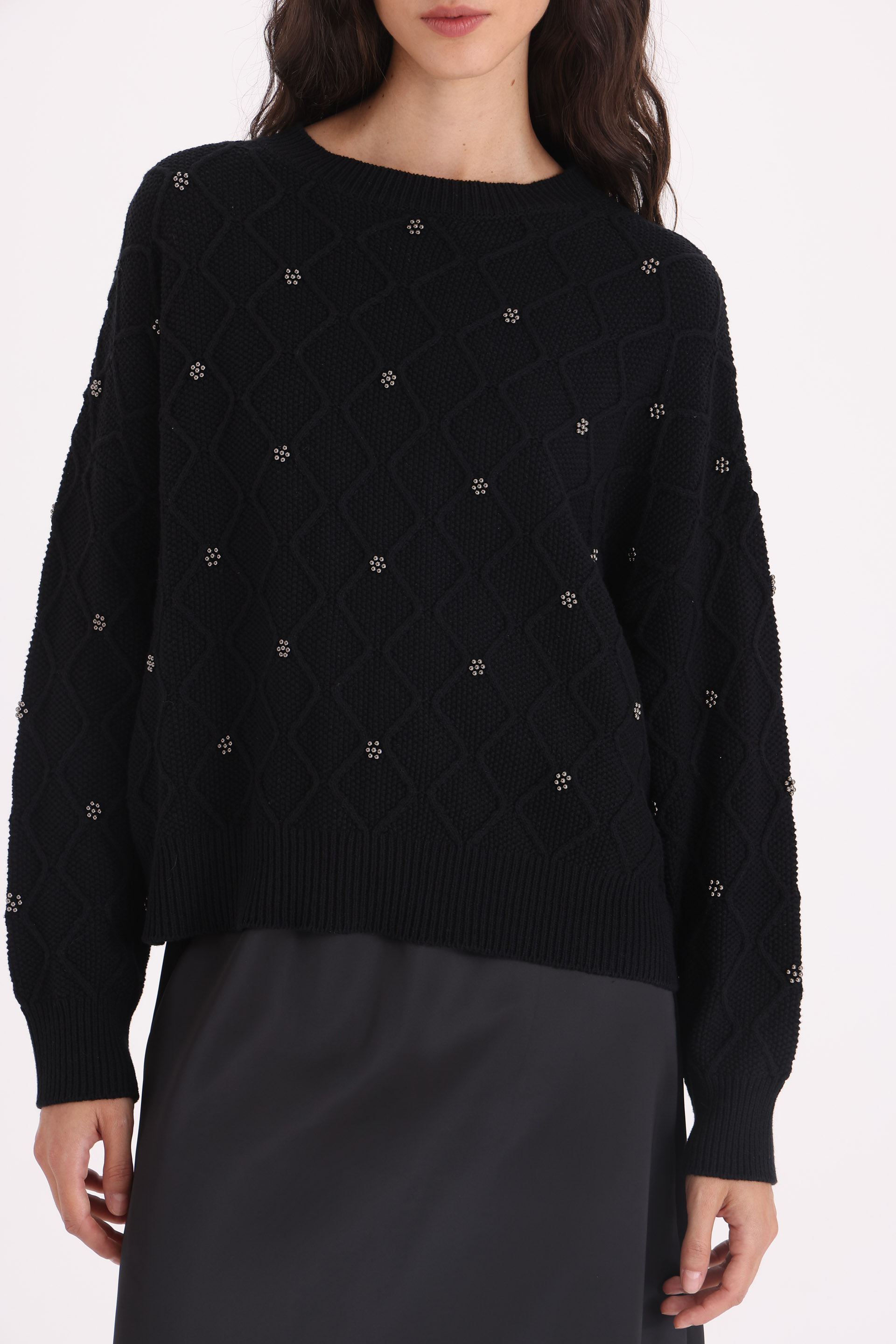 SWEATER-TEJIDO-APLIQUES-MALENA-NEGRO-2900244102