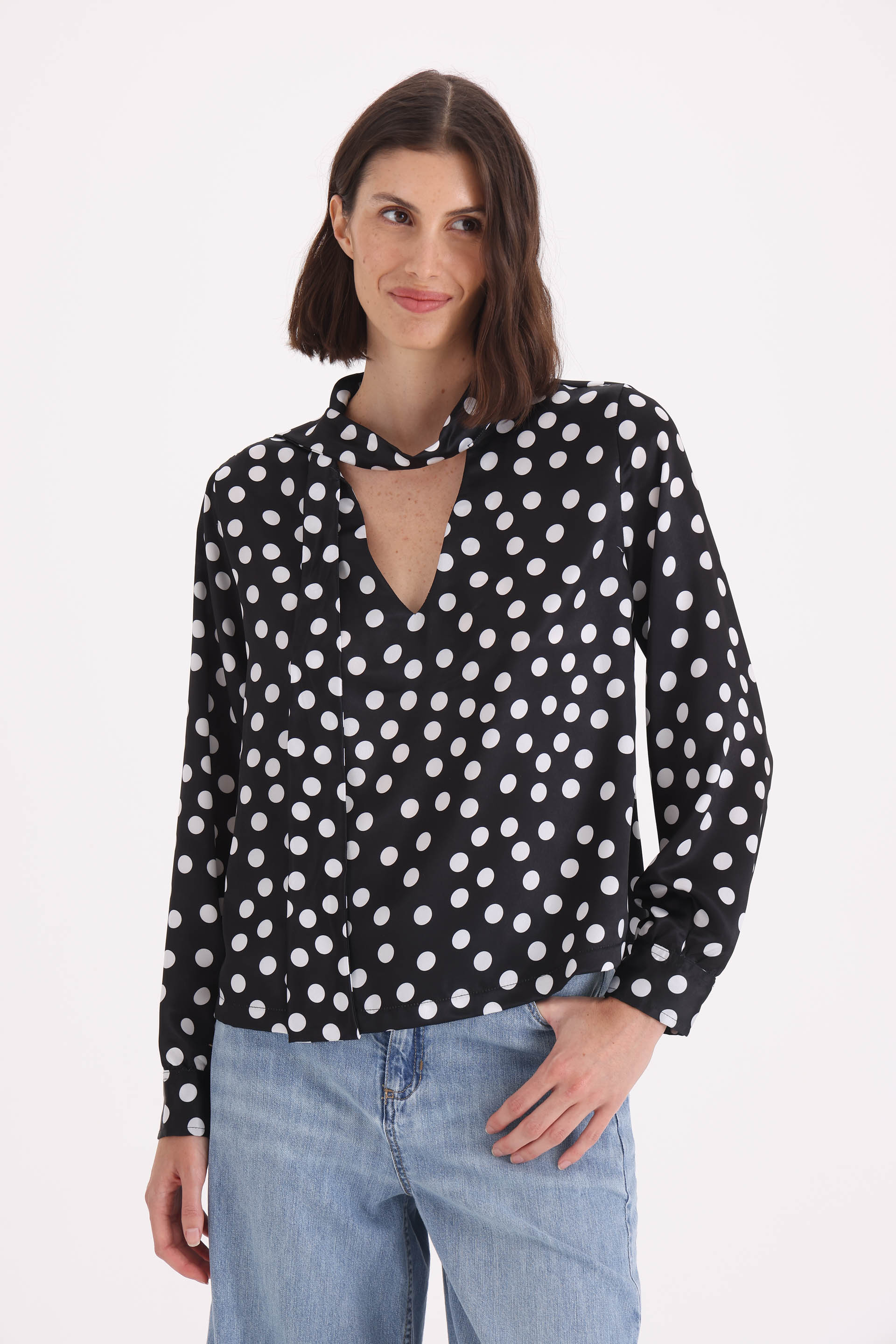 blusa-manga-larga-ameli-negro-0100738101