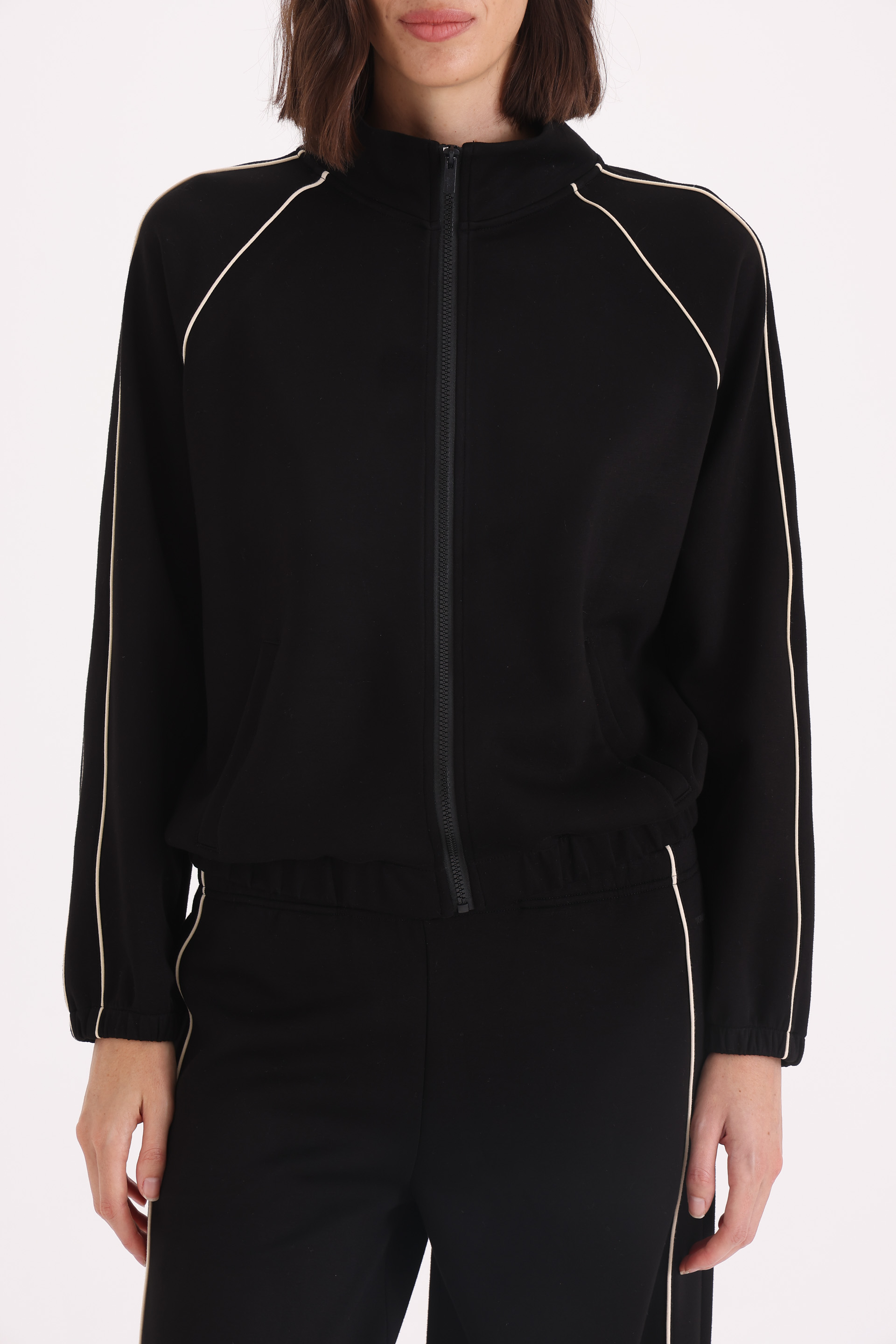 CAMPERA-ALEXA-NEGRO-1000043102