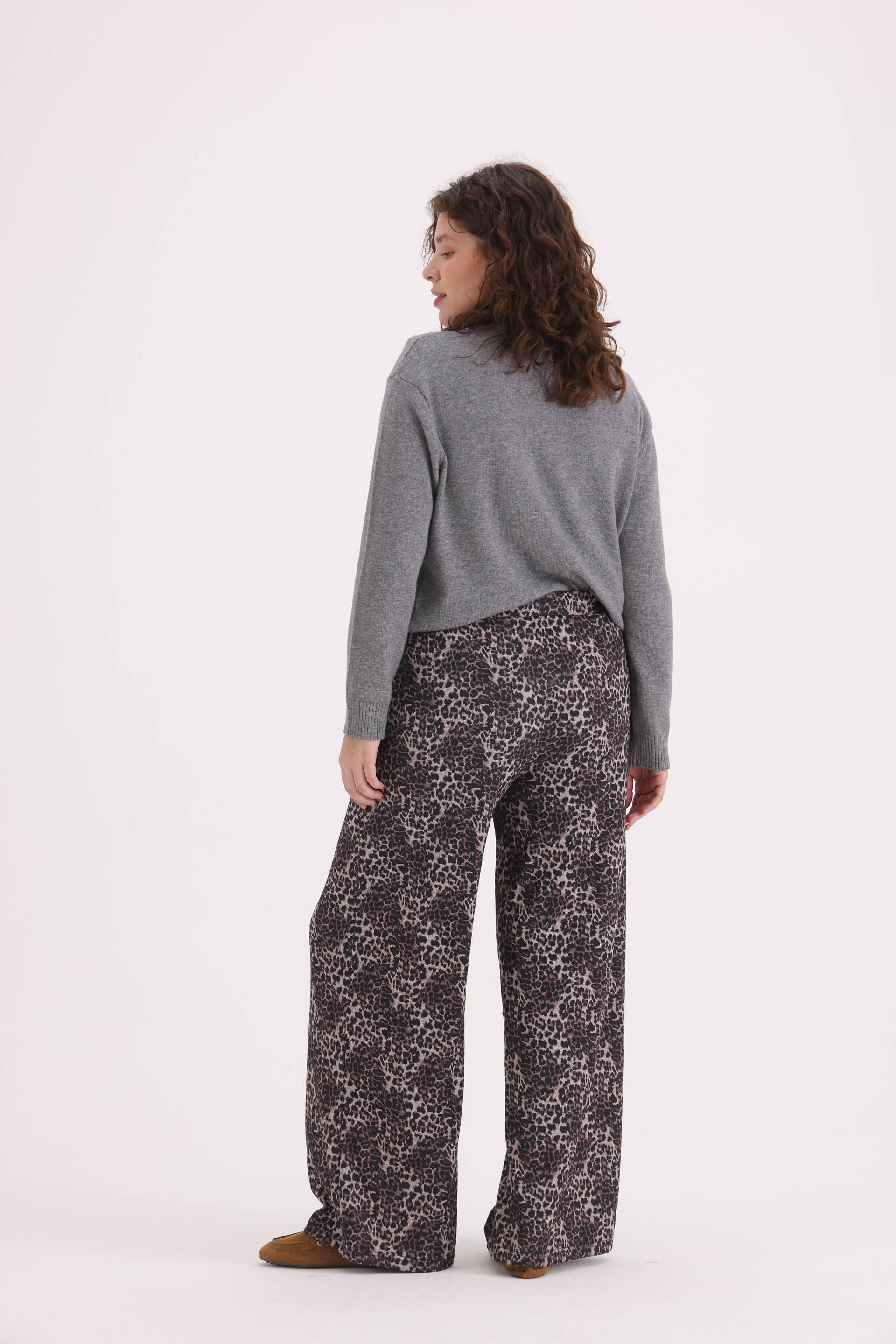 PANTALON-ANIMAL-NEGRO-0300334102