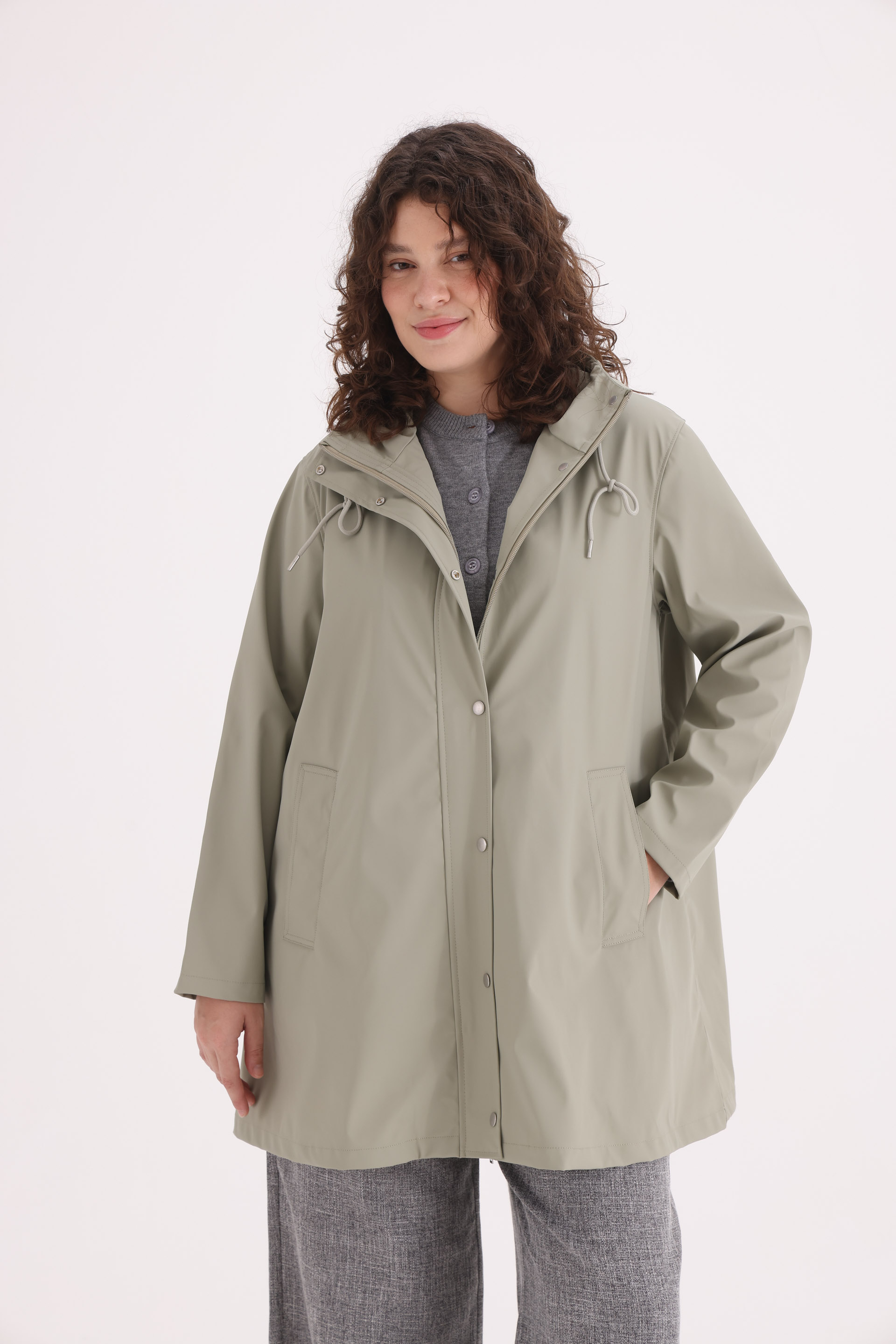 PILOTO-OVER-WATER-REPELLENT-LAURA--VERDE SECO-1400080152