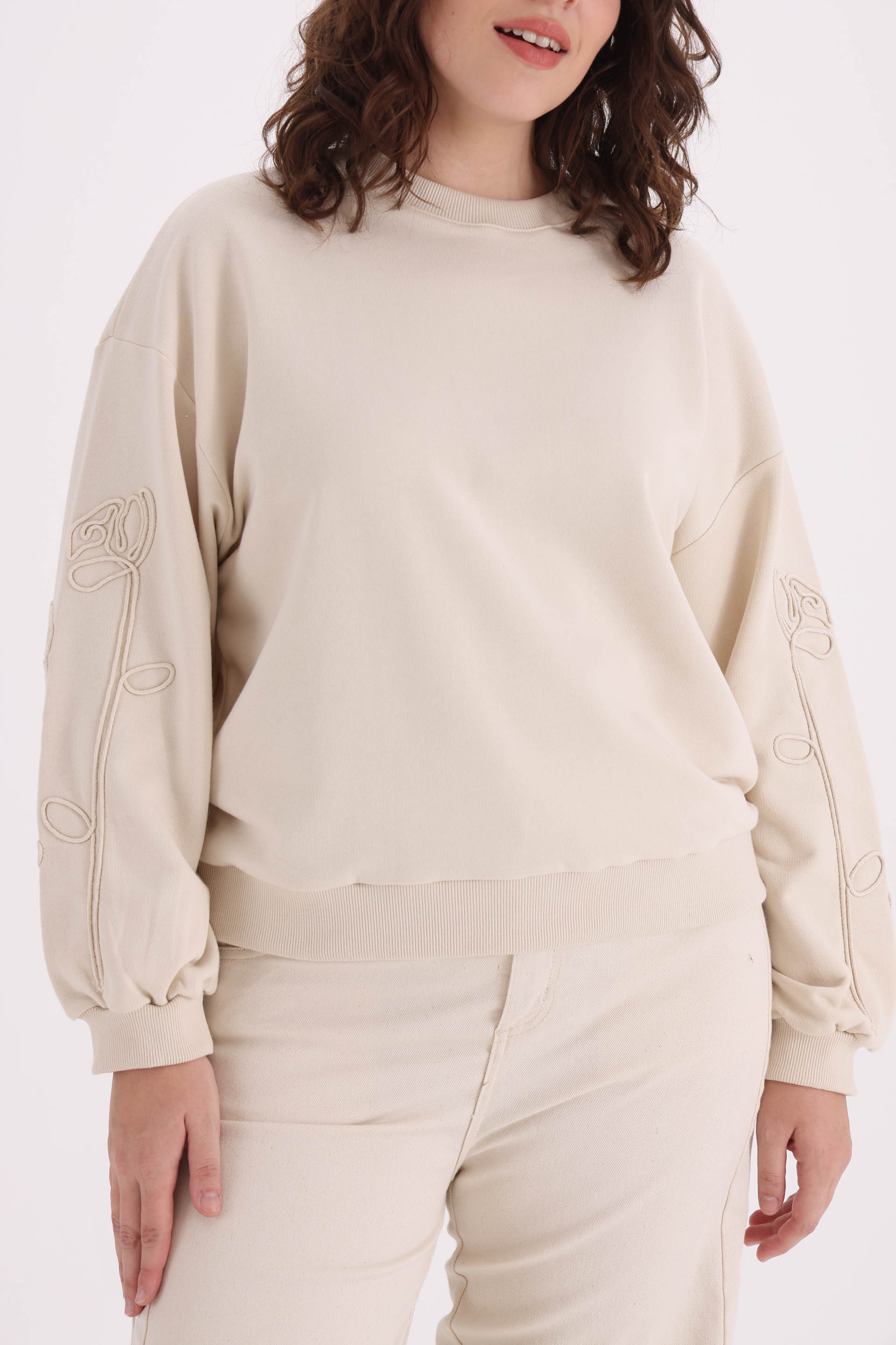 BUZO-BORDADO-MANDARINA-BLANCO-1000047101