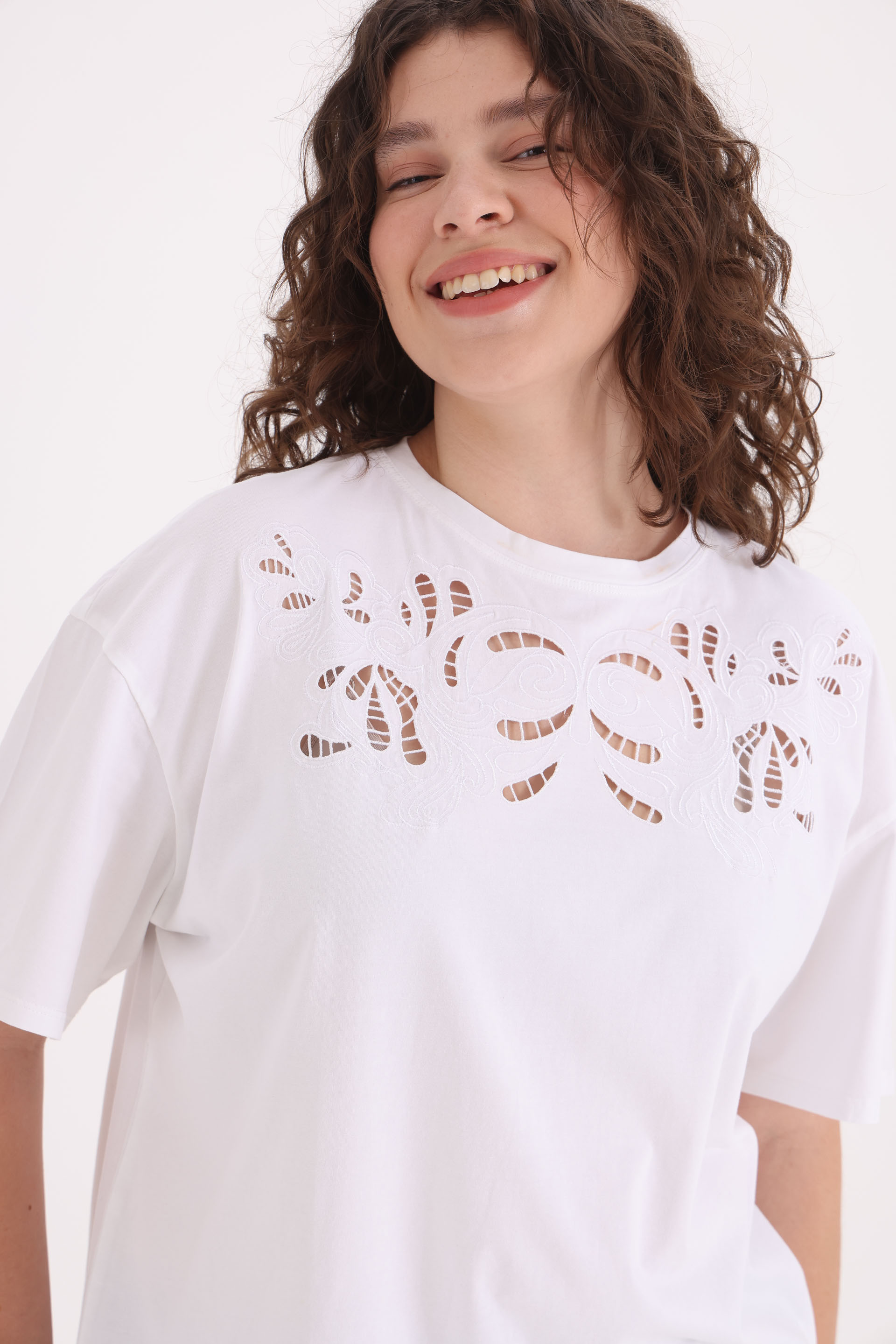 REMERA-ALGODÓN-MANGA-CORTA-MARGA-BLANCO-2401458101