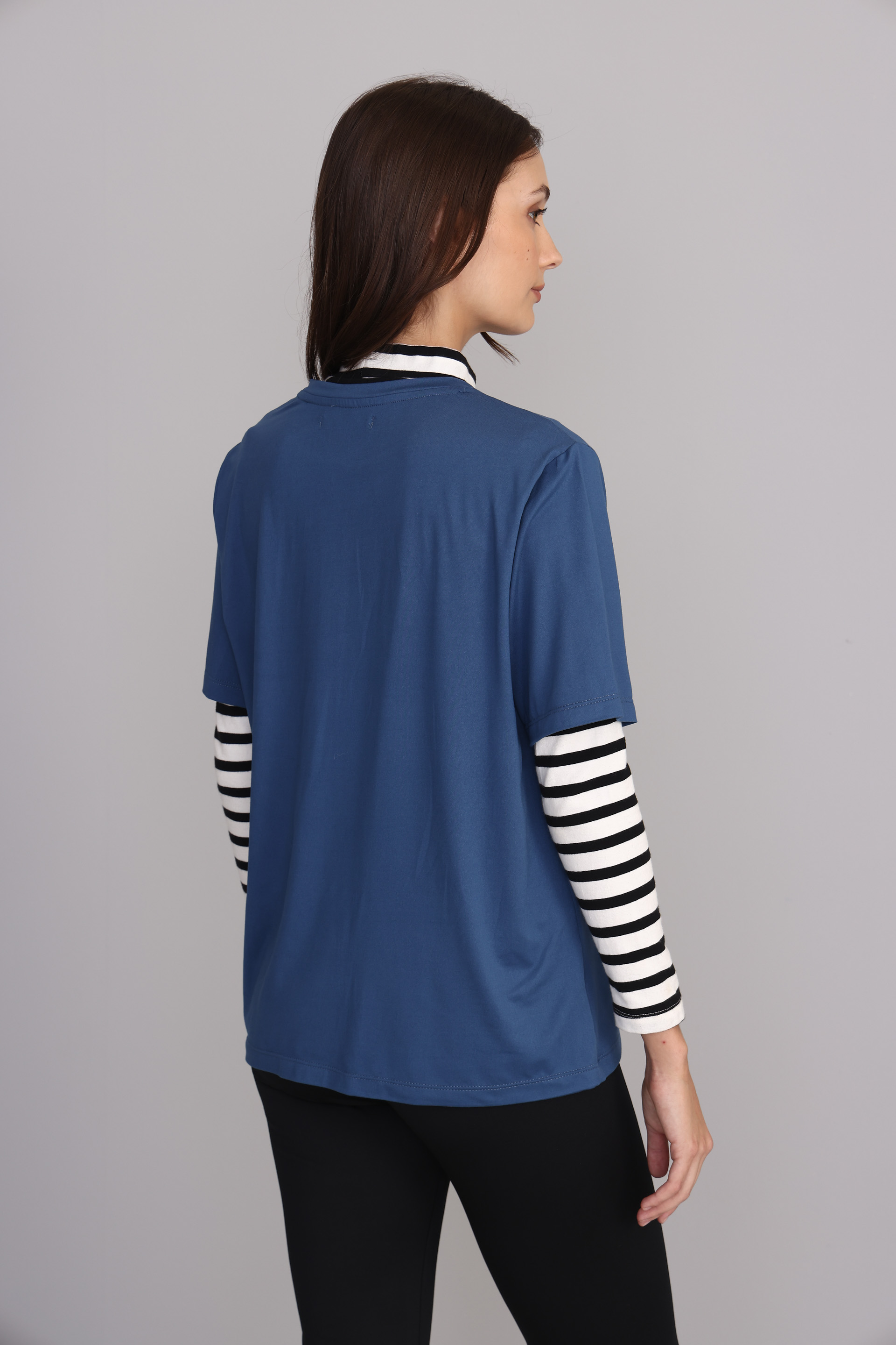 REMERA SELENA AZUL 