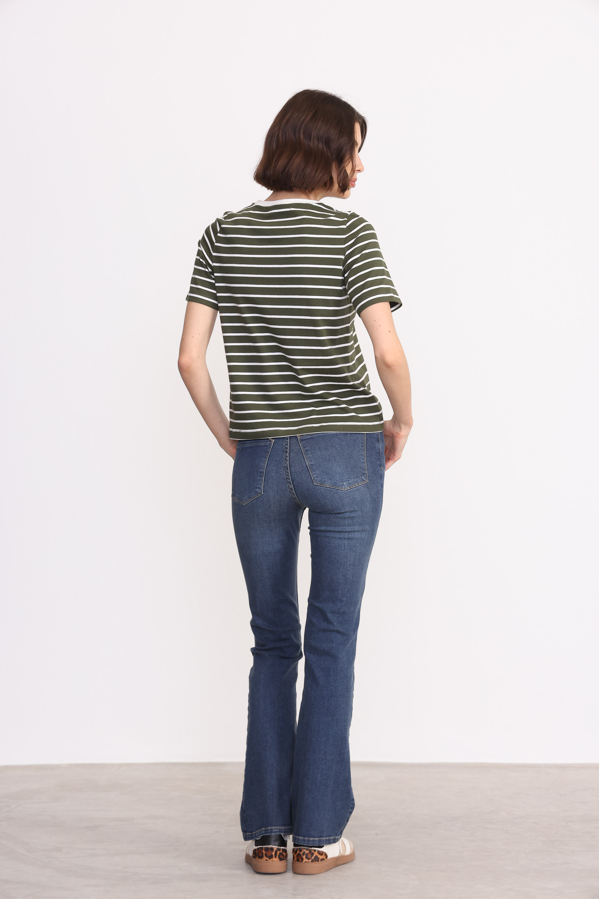 REMERA RAYADA GINA VERDE MILITAR