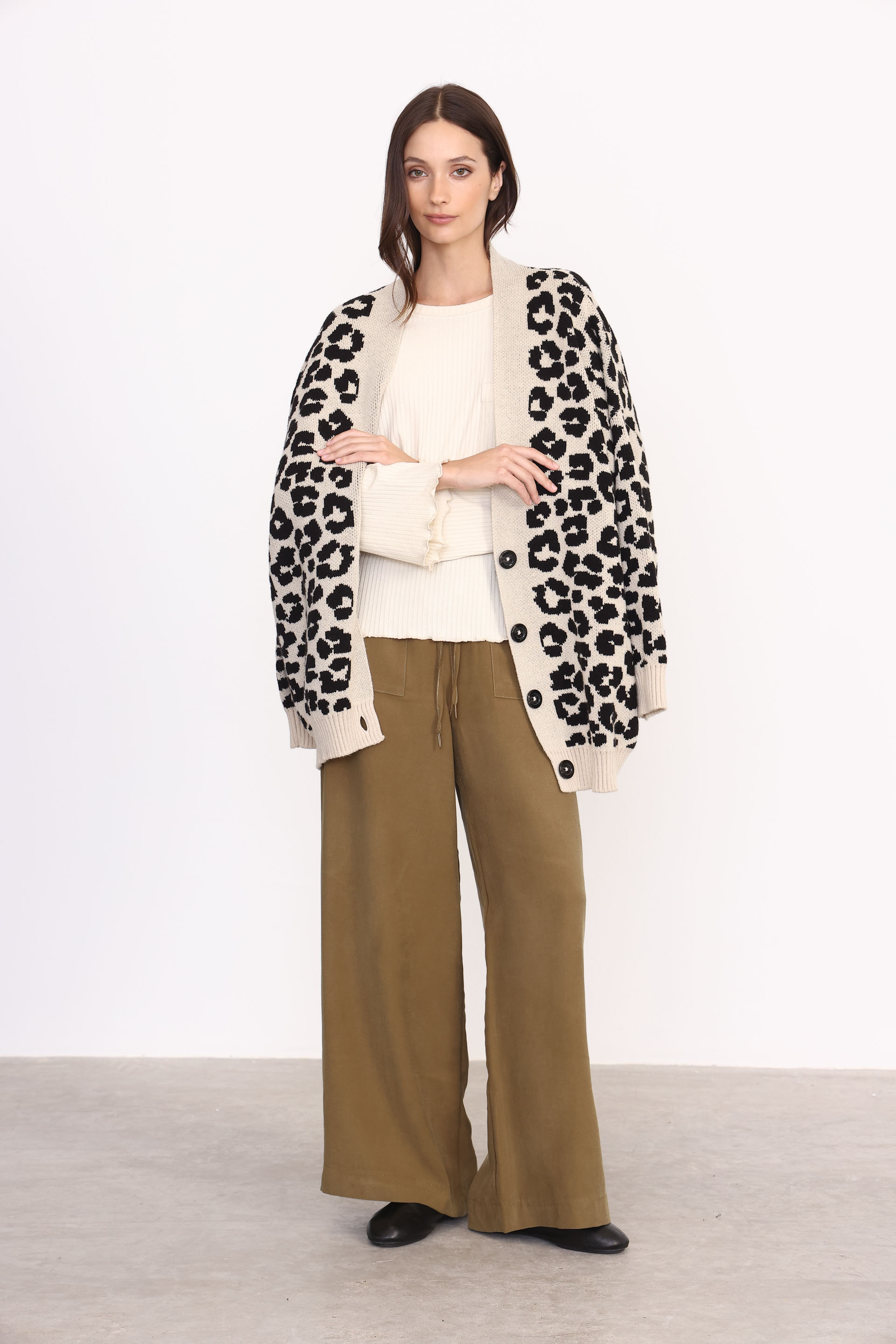 REMERA ELOISE MANTECA 