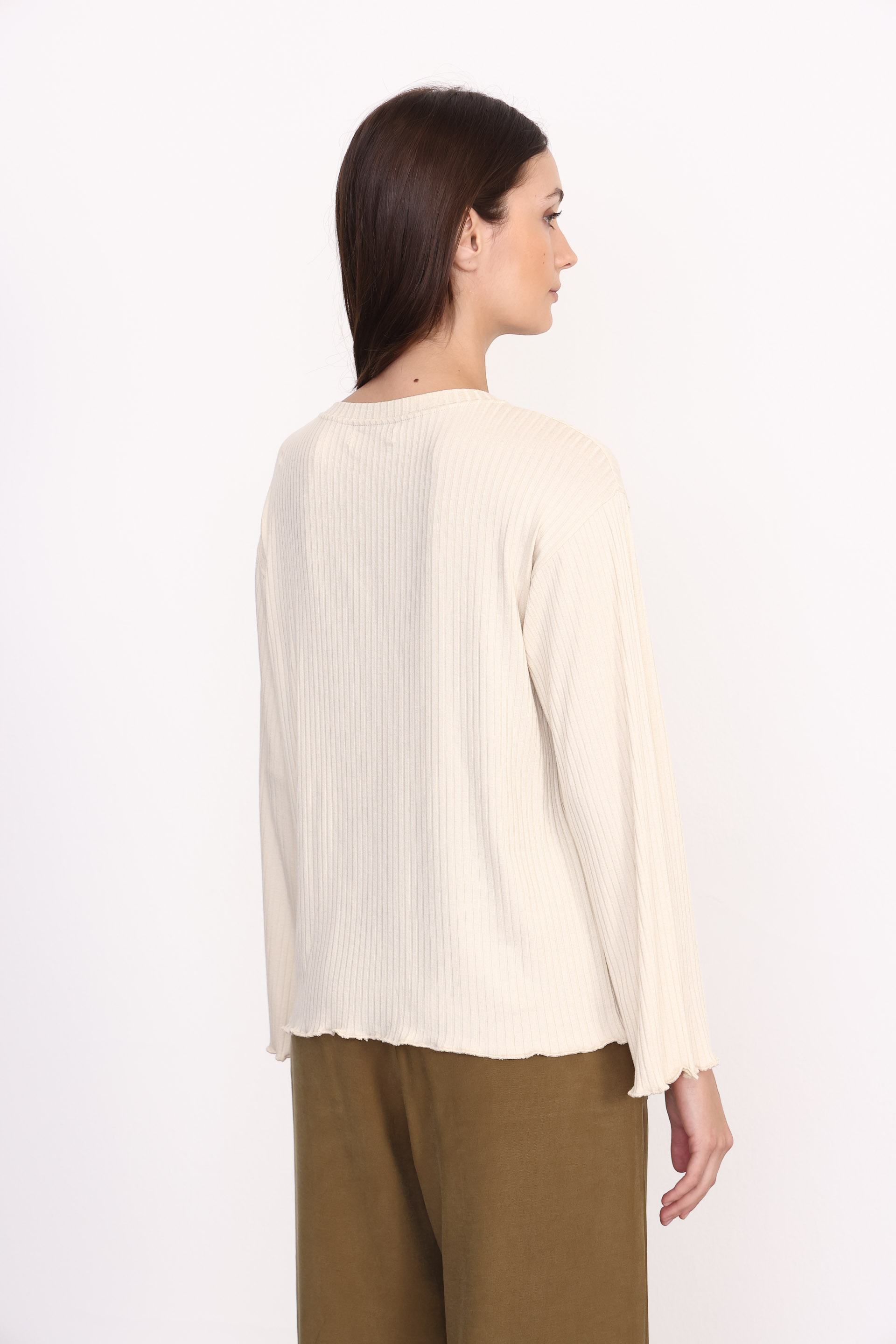 REMERA ELOISE MANTECA 