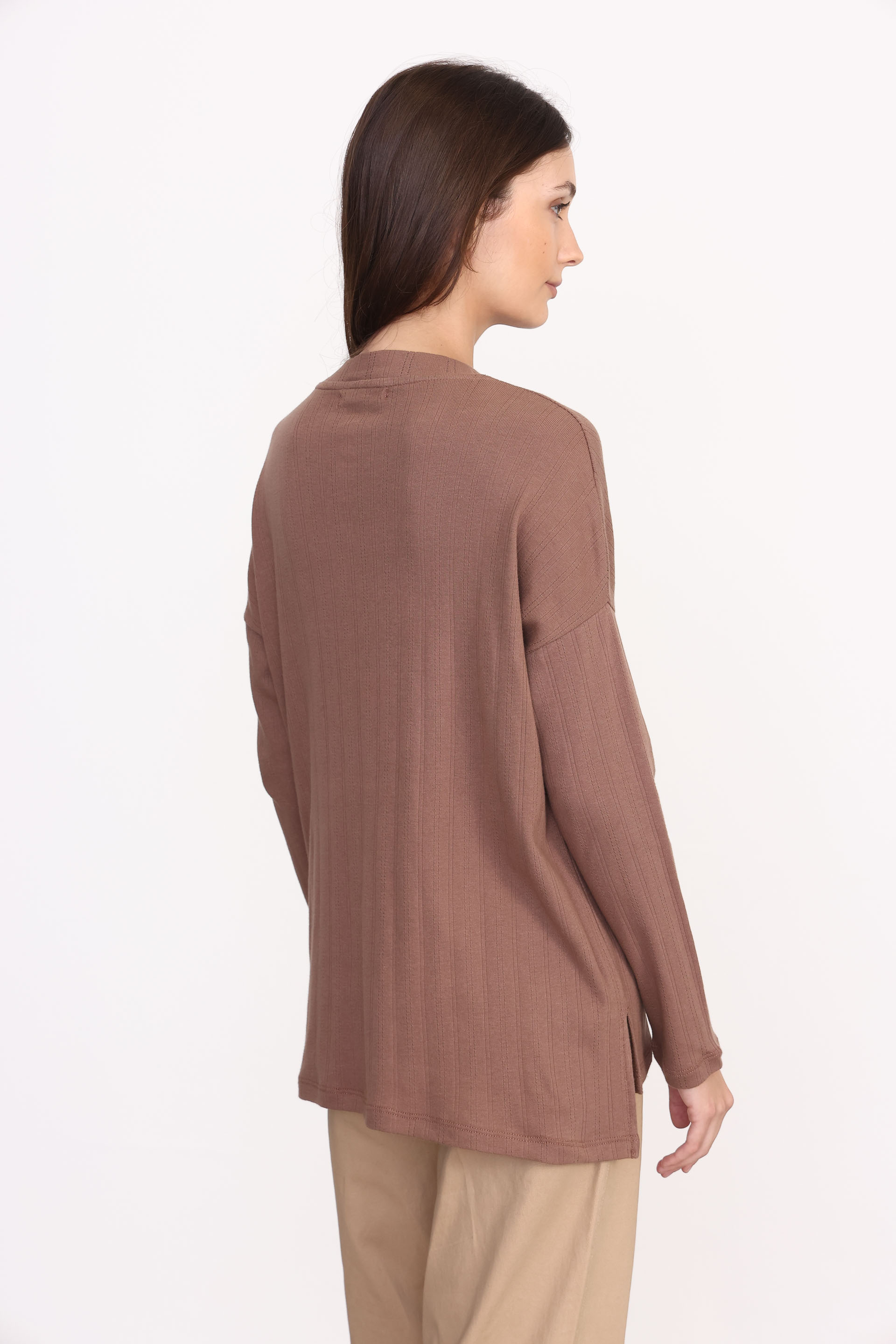 REMERA ABI MARRON OSCURO