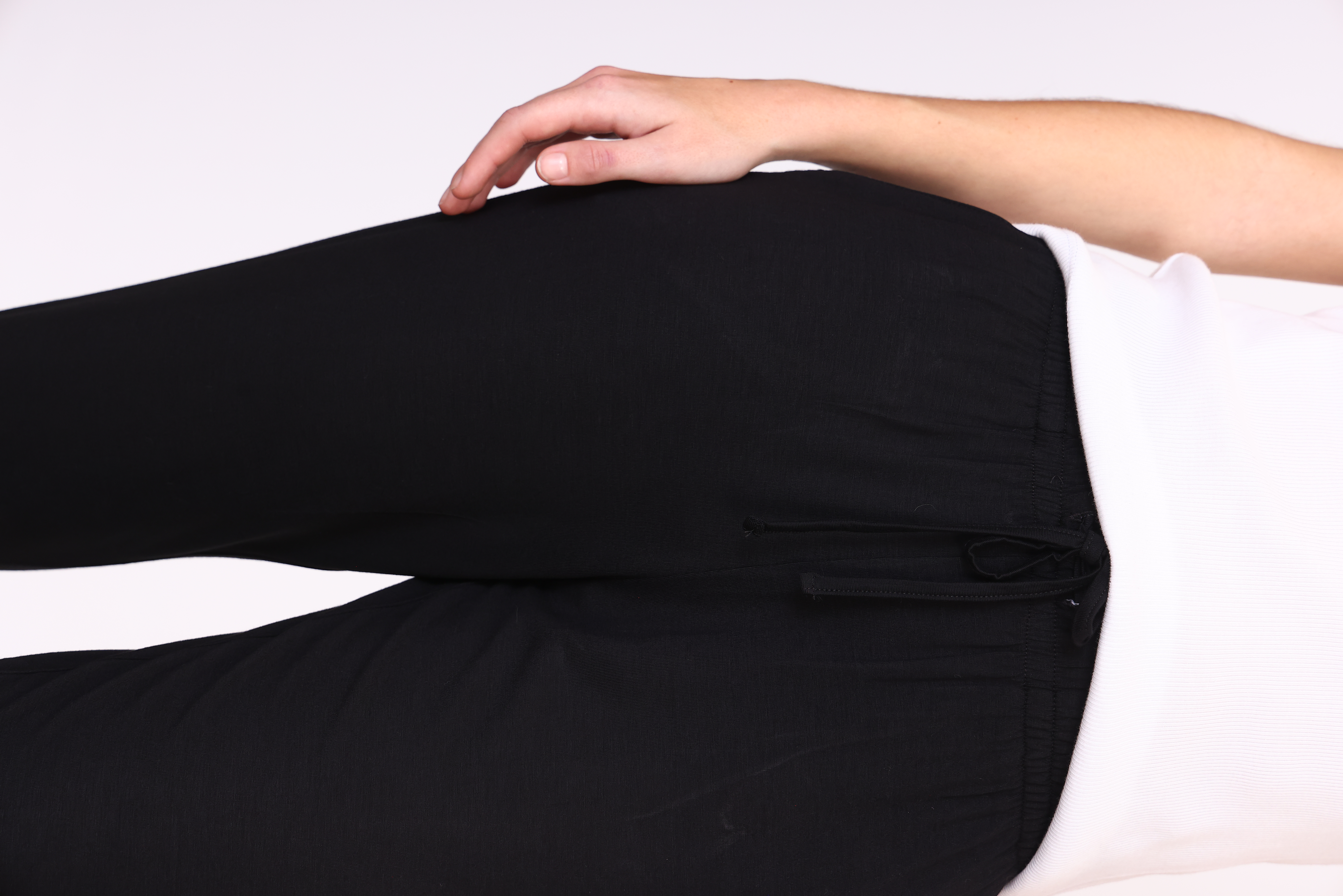 PANTALON NEGRO