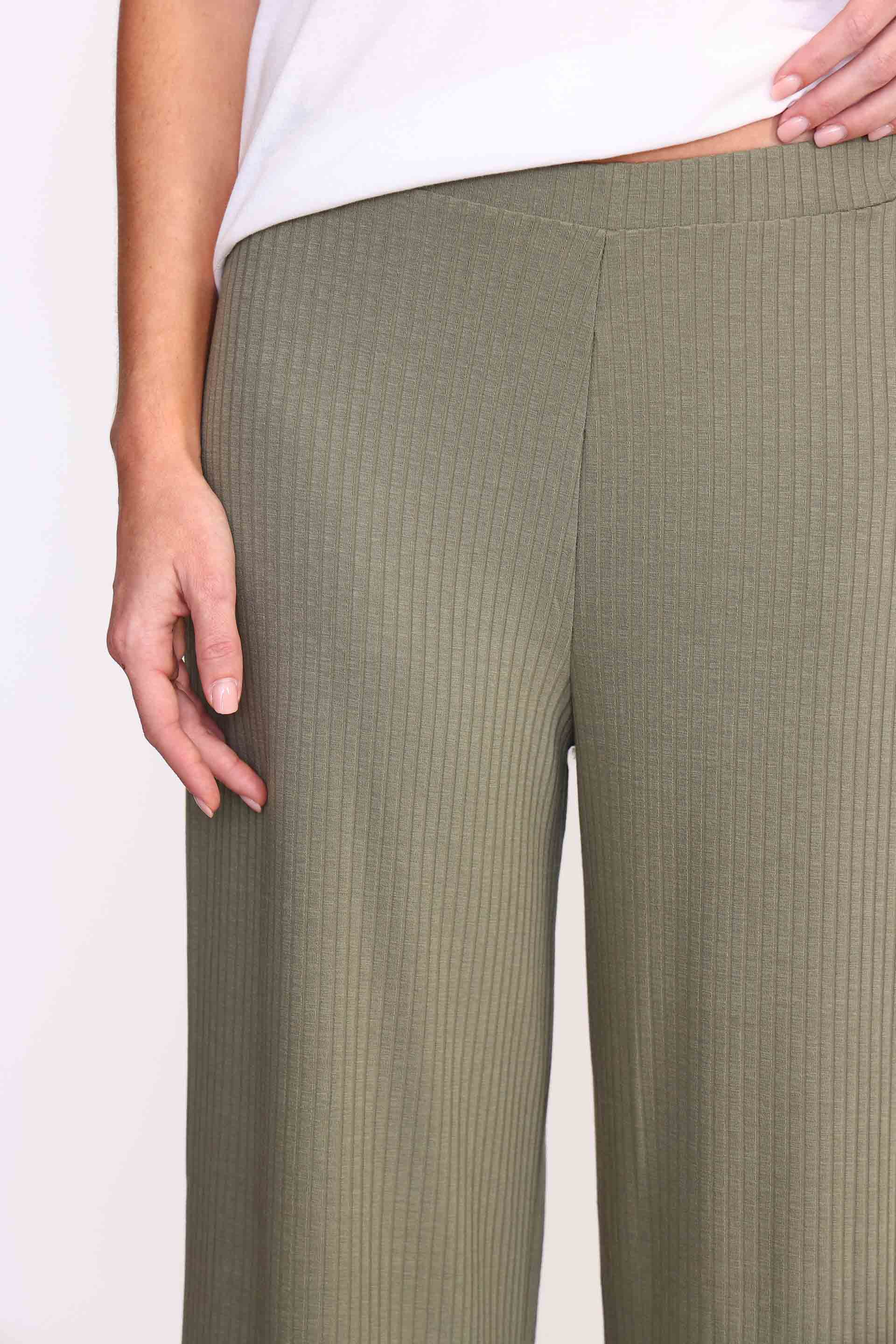 PANTALON VERDE MILITAR