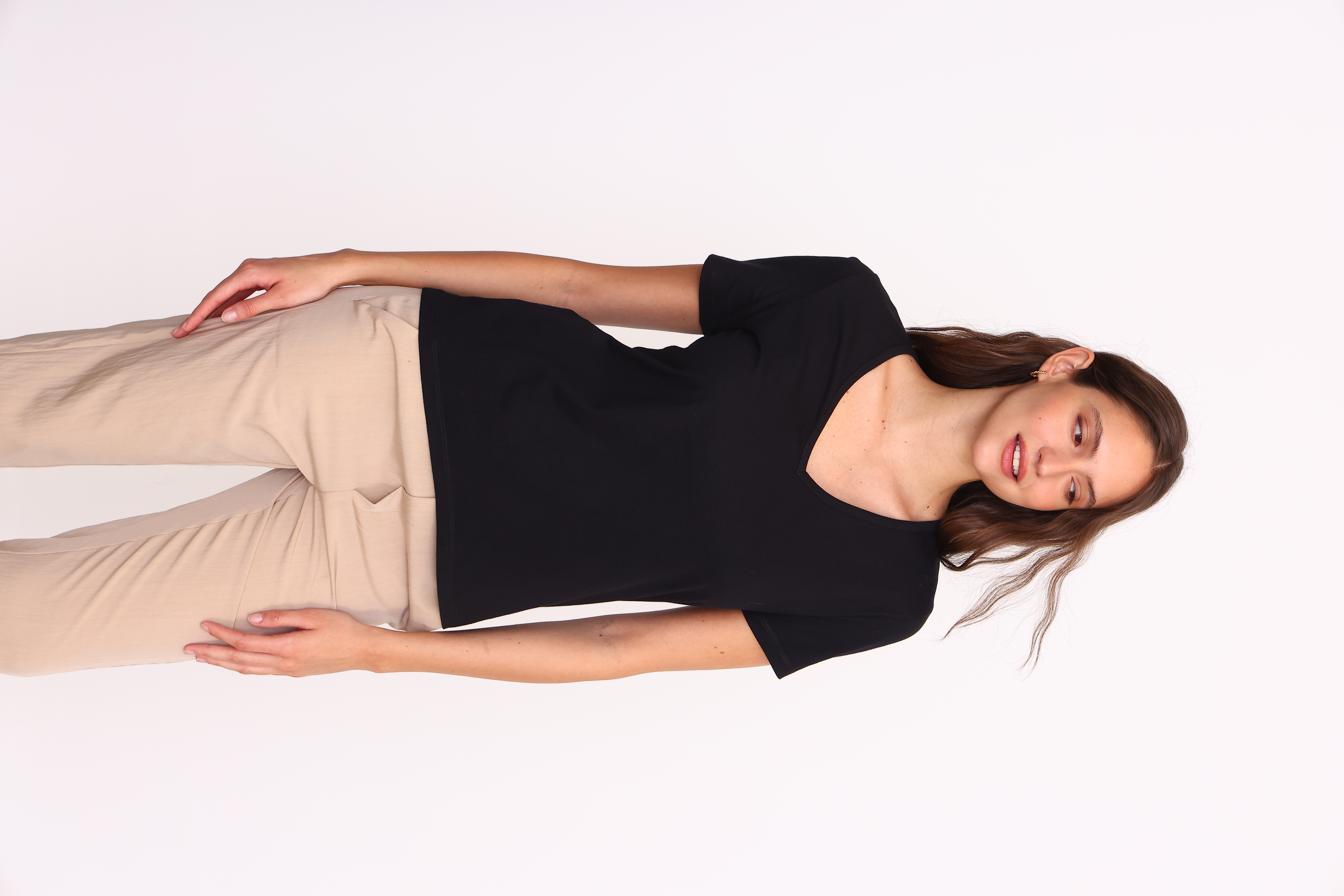 REMERA NEGRO