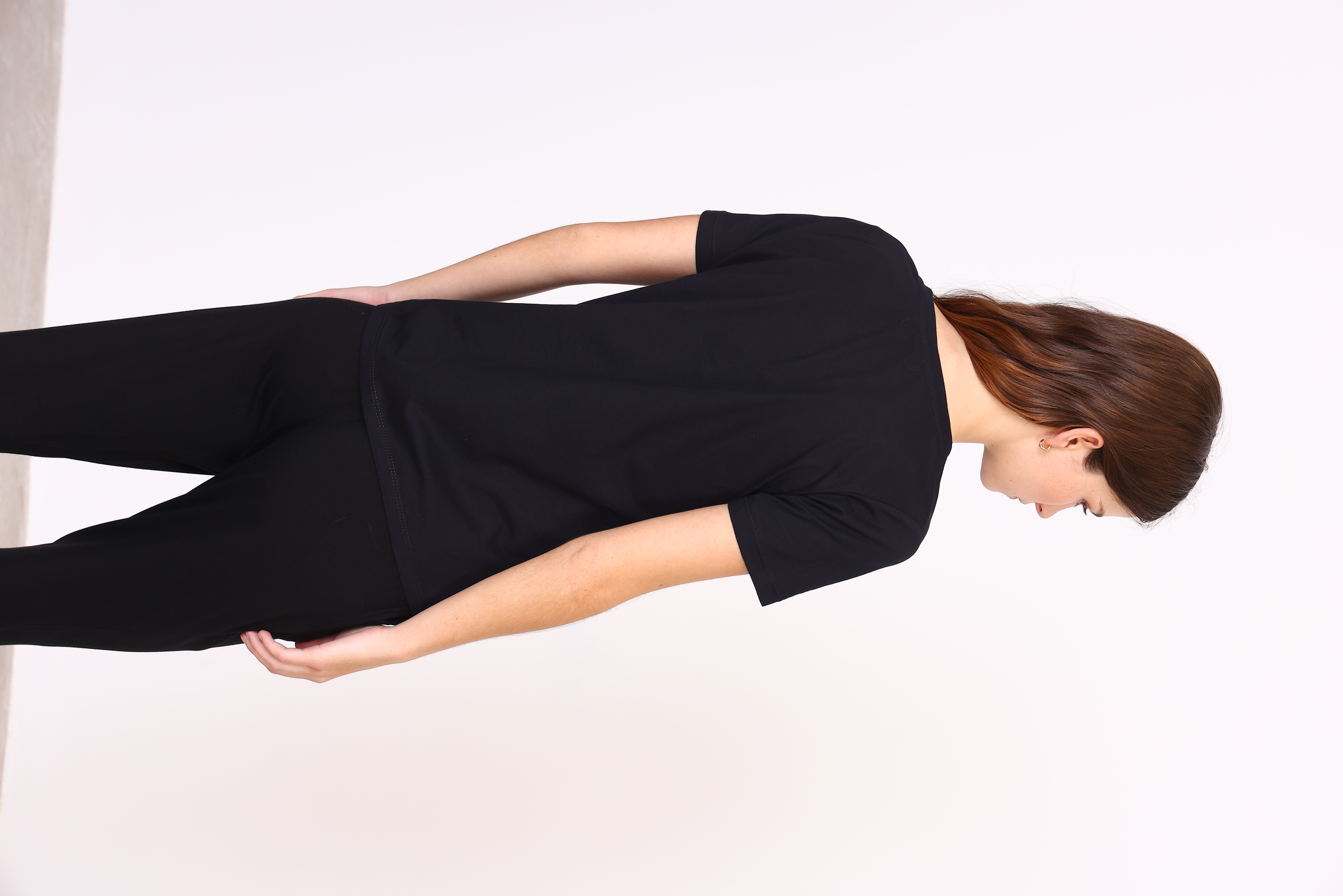 REMERA NEGRO