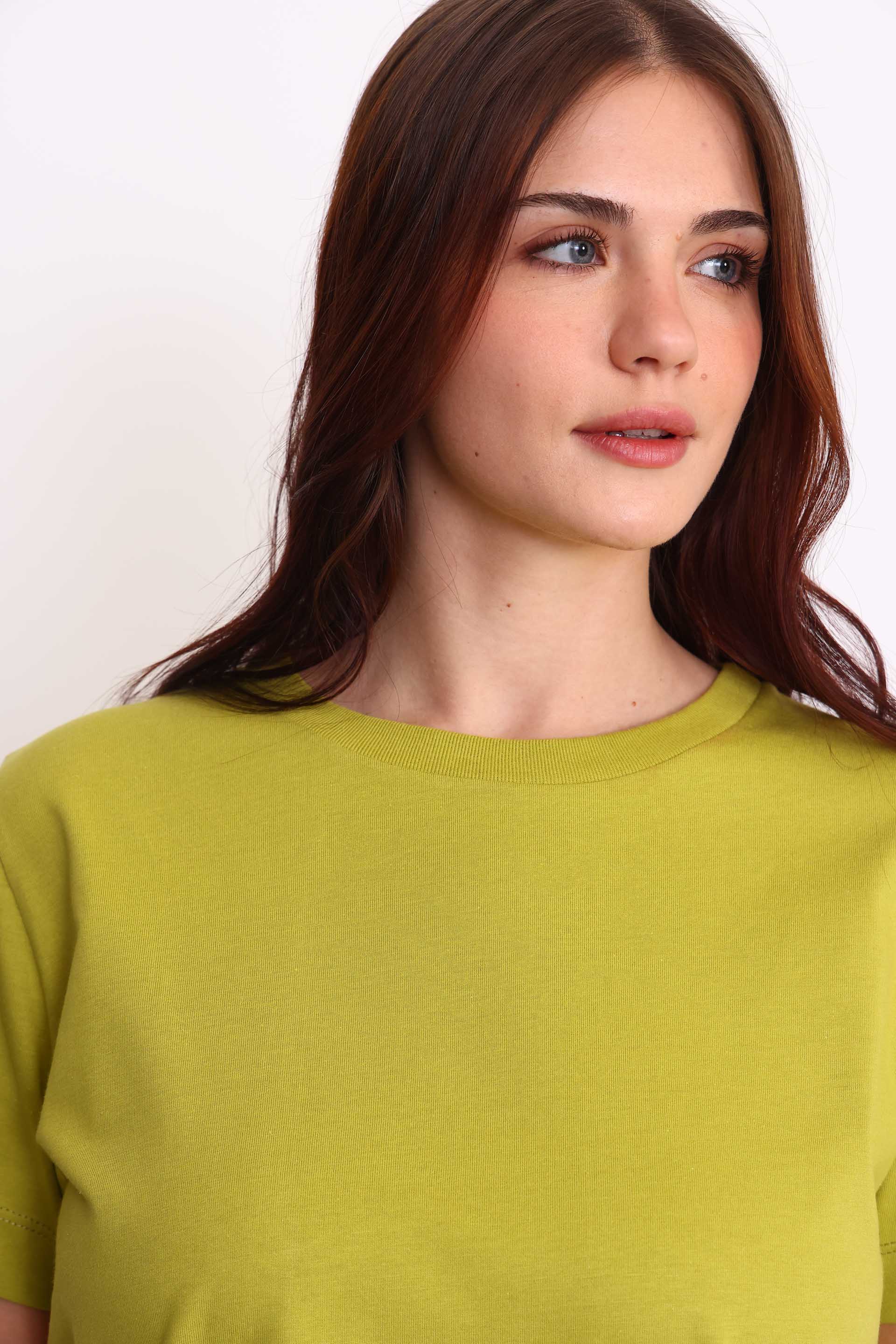 REMERA RENATAVERDE OLIVA