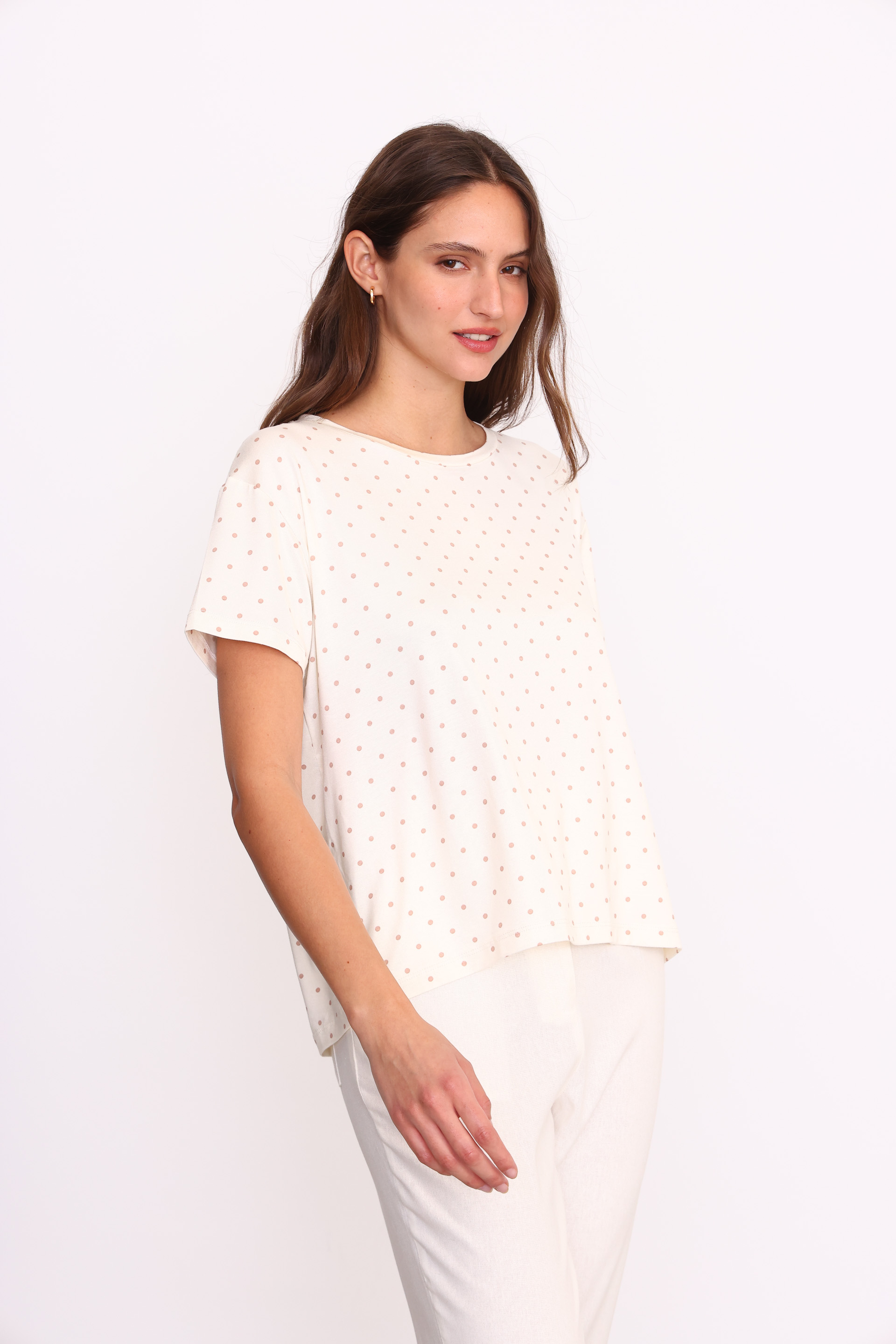 REMERA LUNARES NUDE