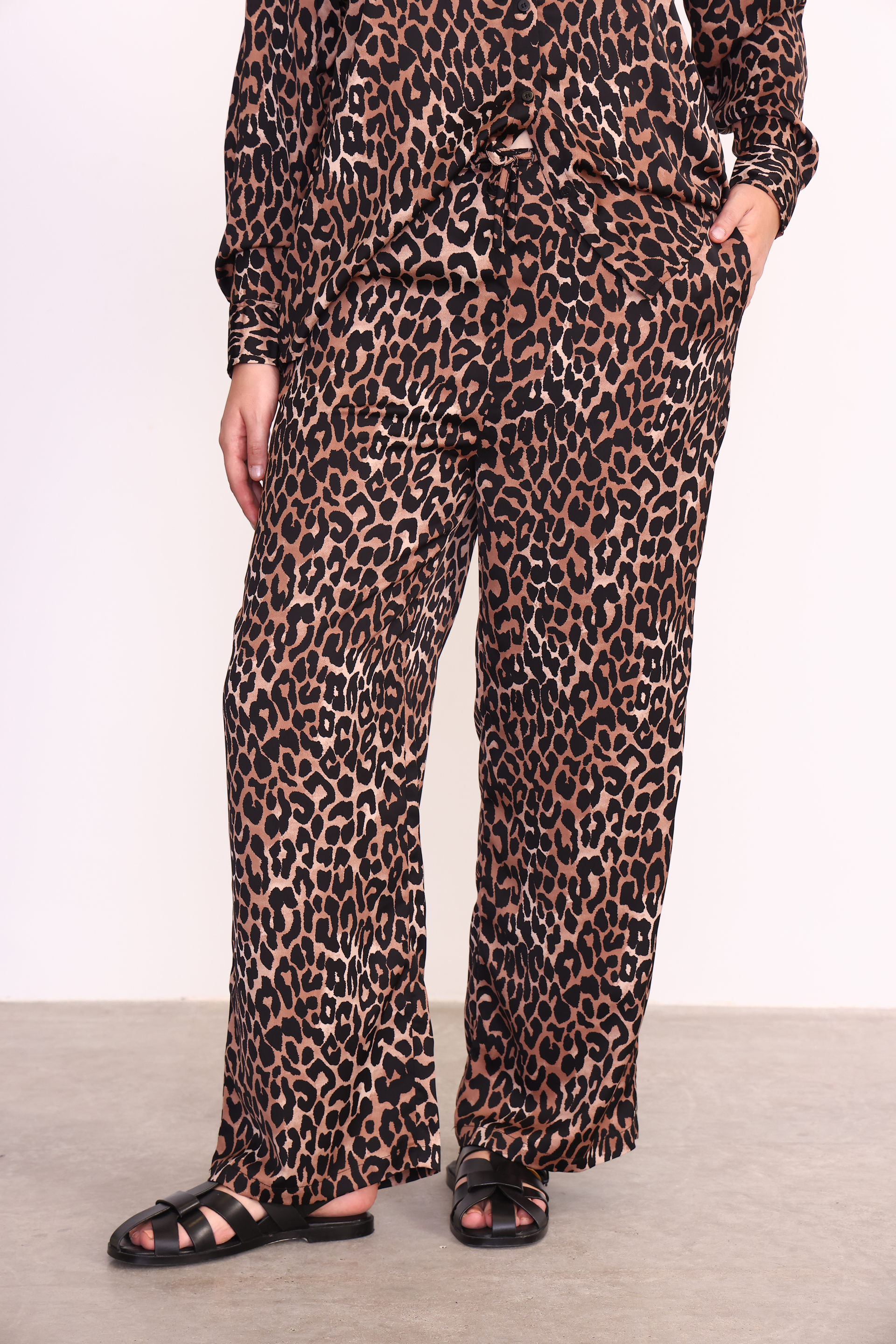 PANTALON ANIMAL MEGAN NEGRO