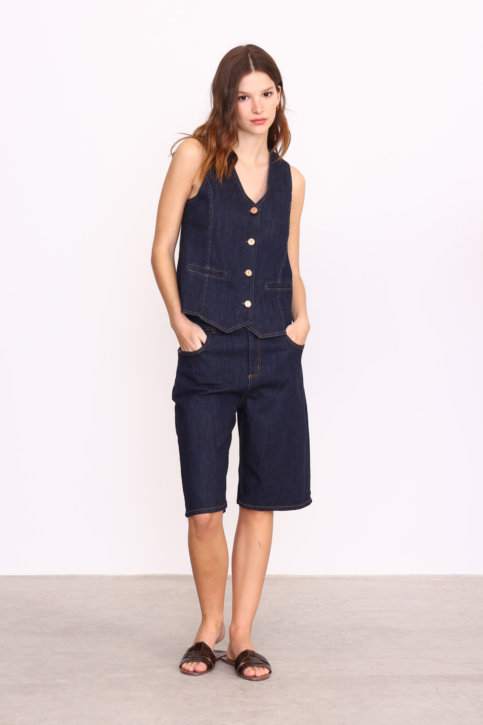 BERMUDA JUANA DENIM AZUL MARINO