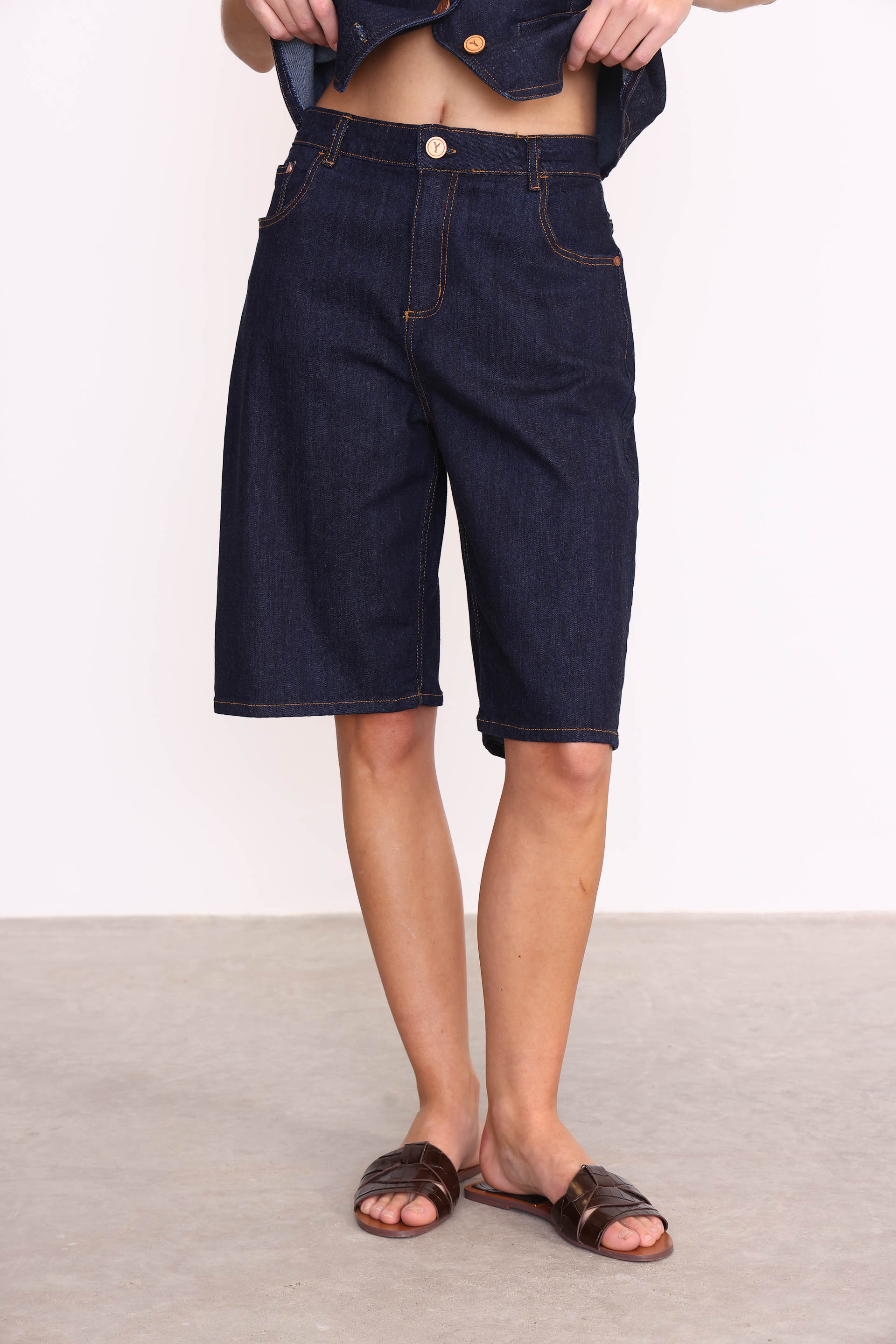 BERMUDA JUANA DENIM AZUL MARINO