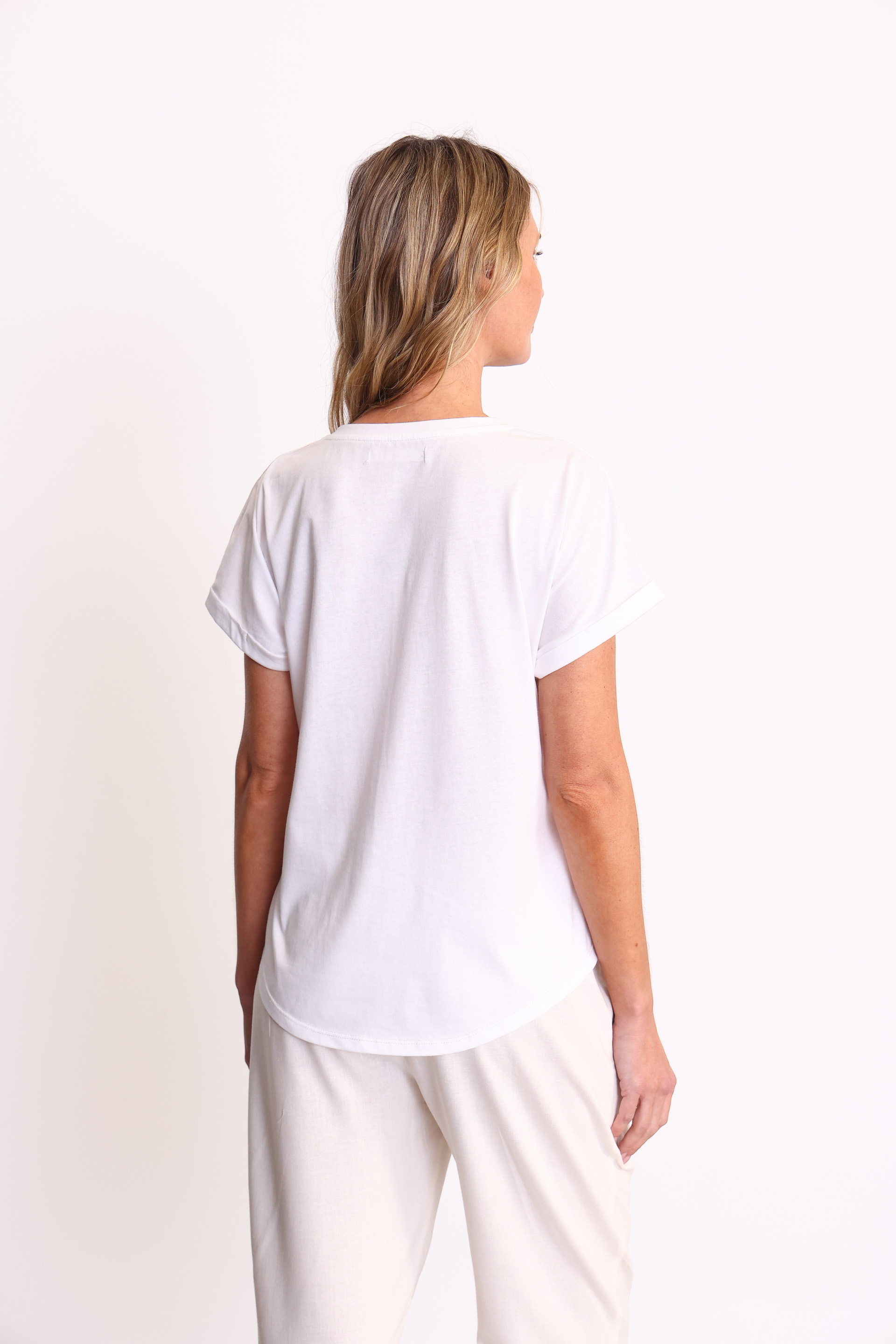 REMERA LEOPARDO BLANCO