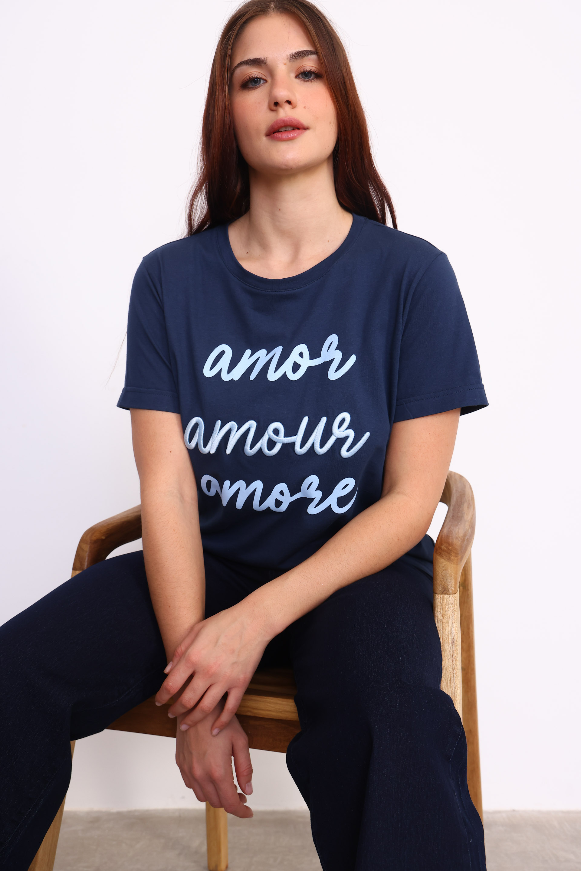 REMERA AMOR AZUL MARINO